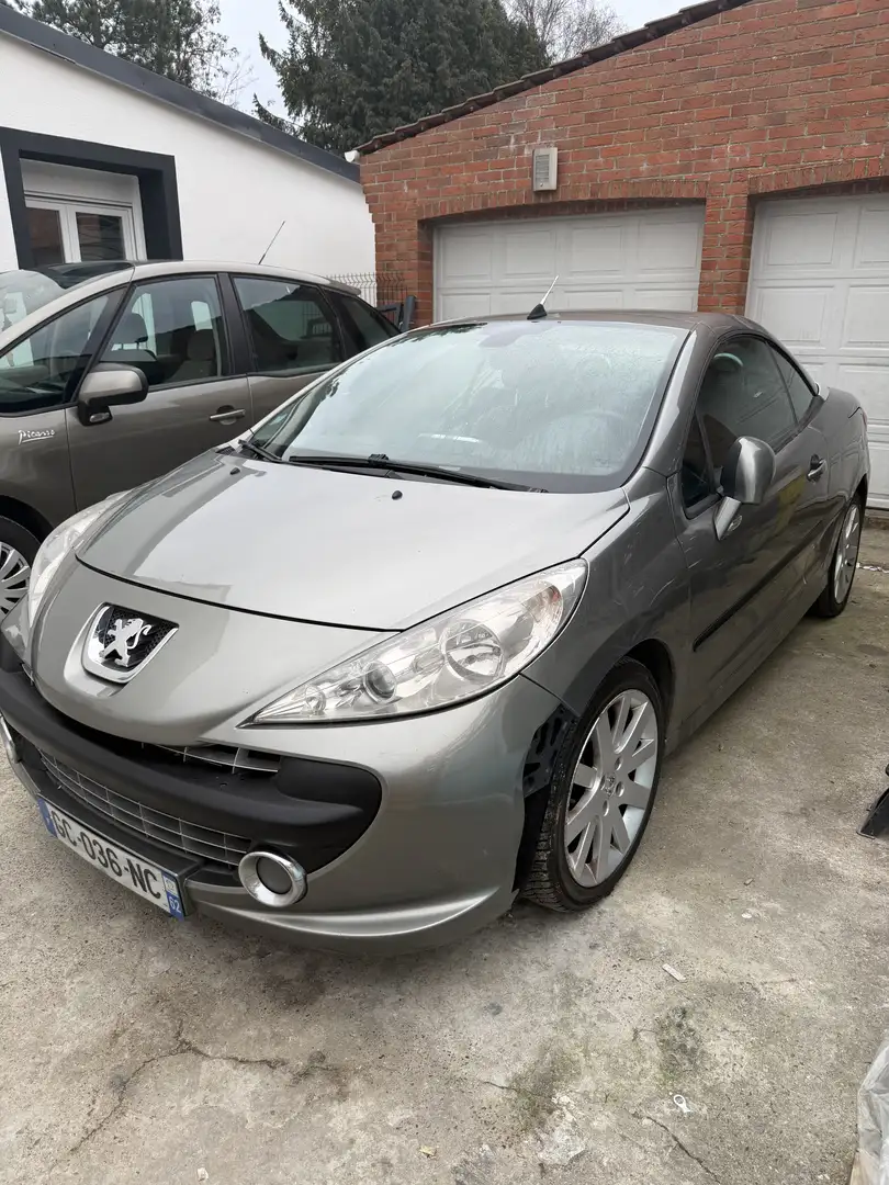 Peugeot 207 CC 1.6 HDi 16V 110ch FAP BLUE LION Féline - 2