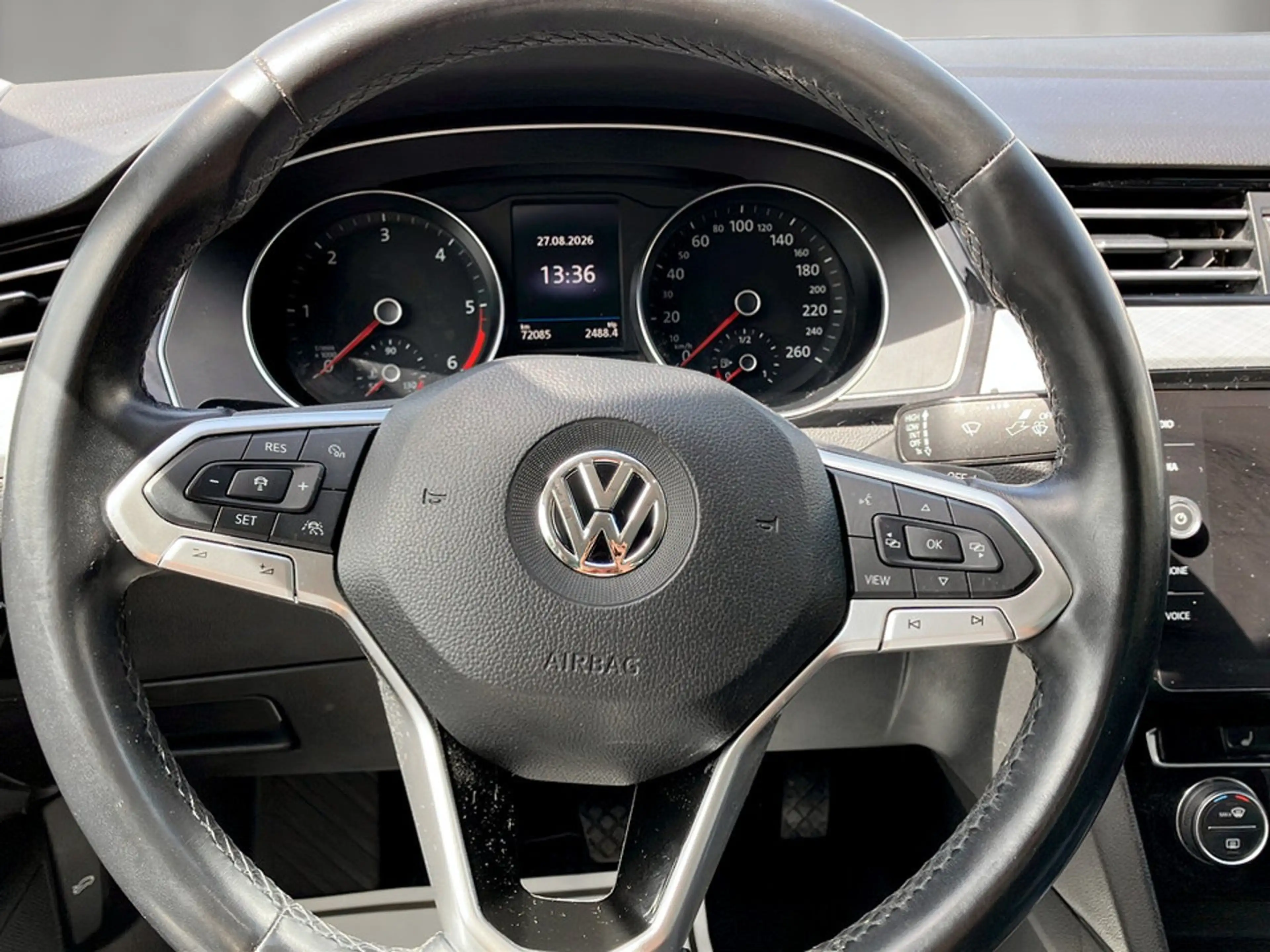 Volkswagen Passat Business TDI SCR DSG — photo 13