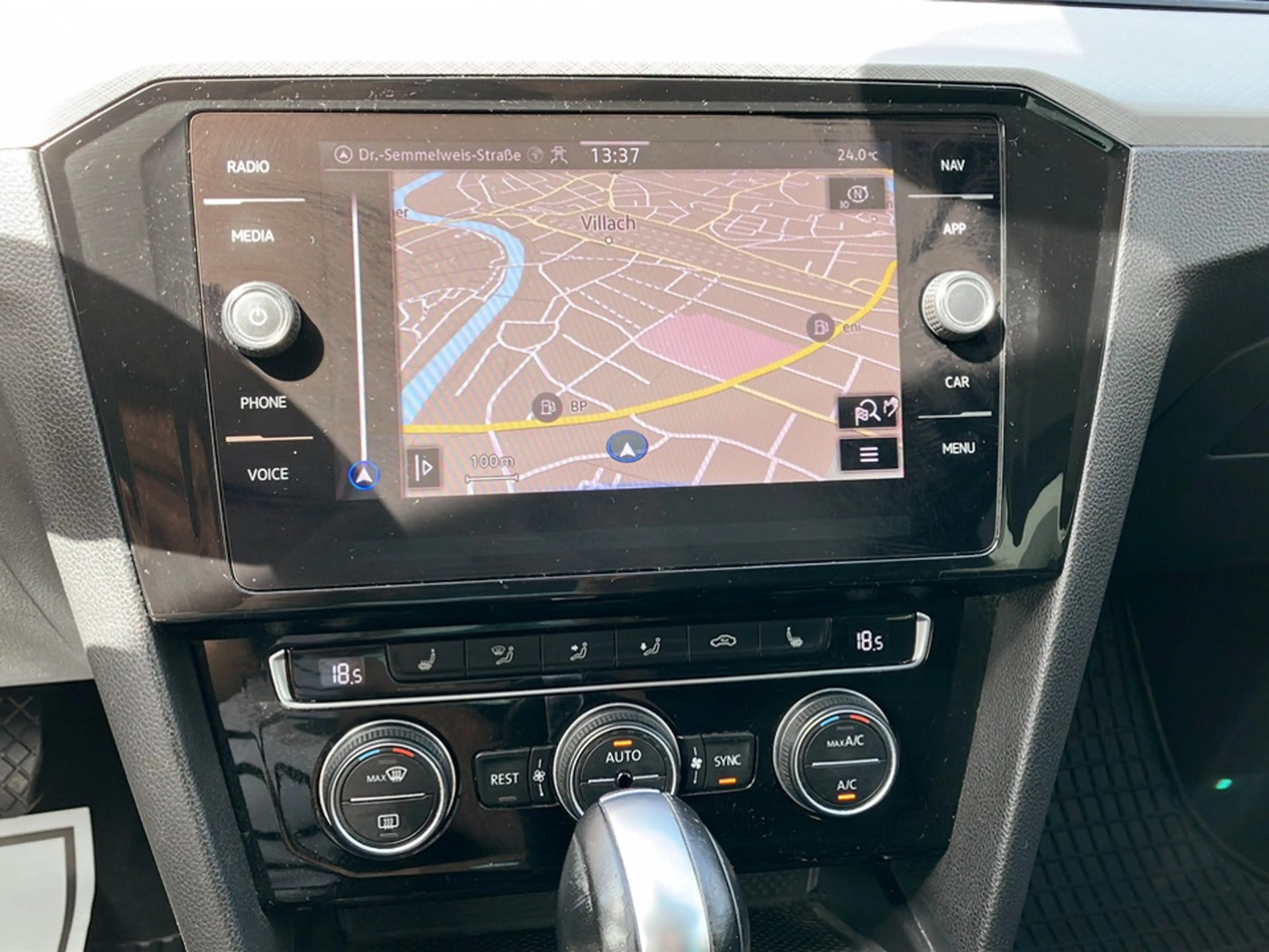 Volkswagen Passat Business TDI SCR DSG — photo 15