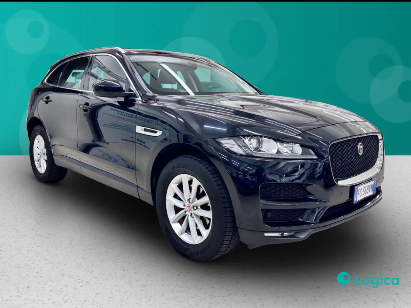 Jaguar F-Pace 2.0 D I4 Portfolio Чорний - 1