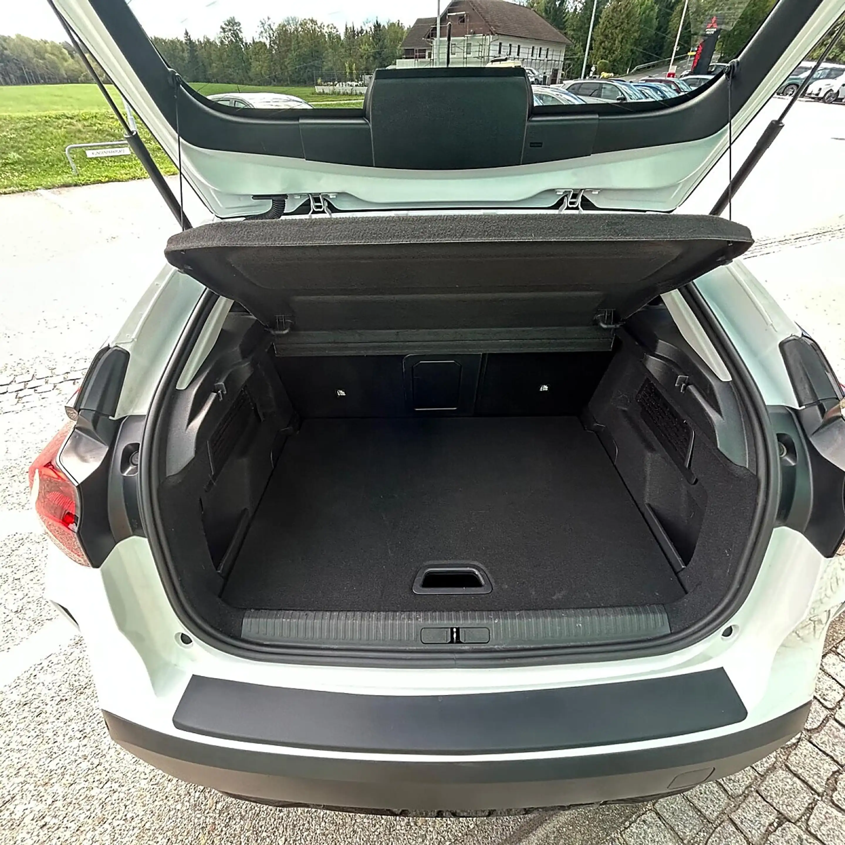Citroen C4 Shine Edtioen 1,2 P.T. 131 PS EAT8 — photo 7