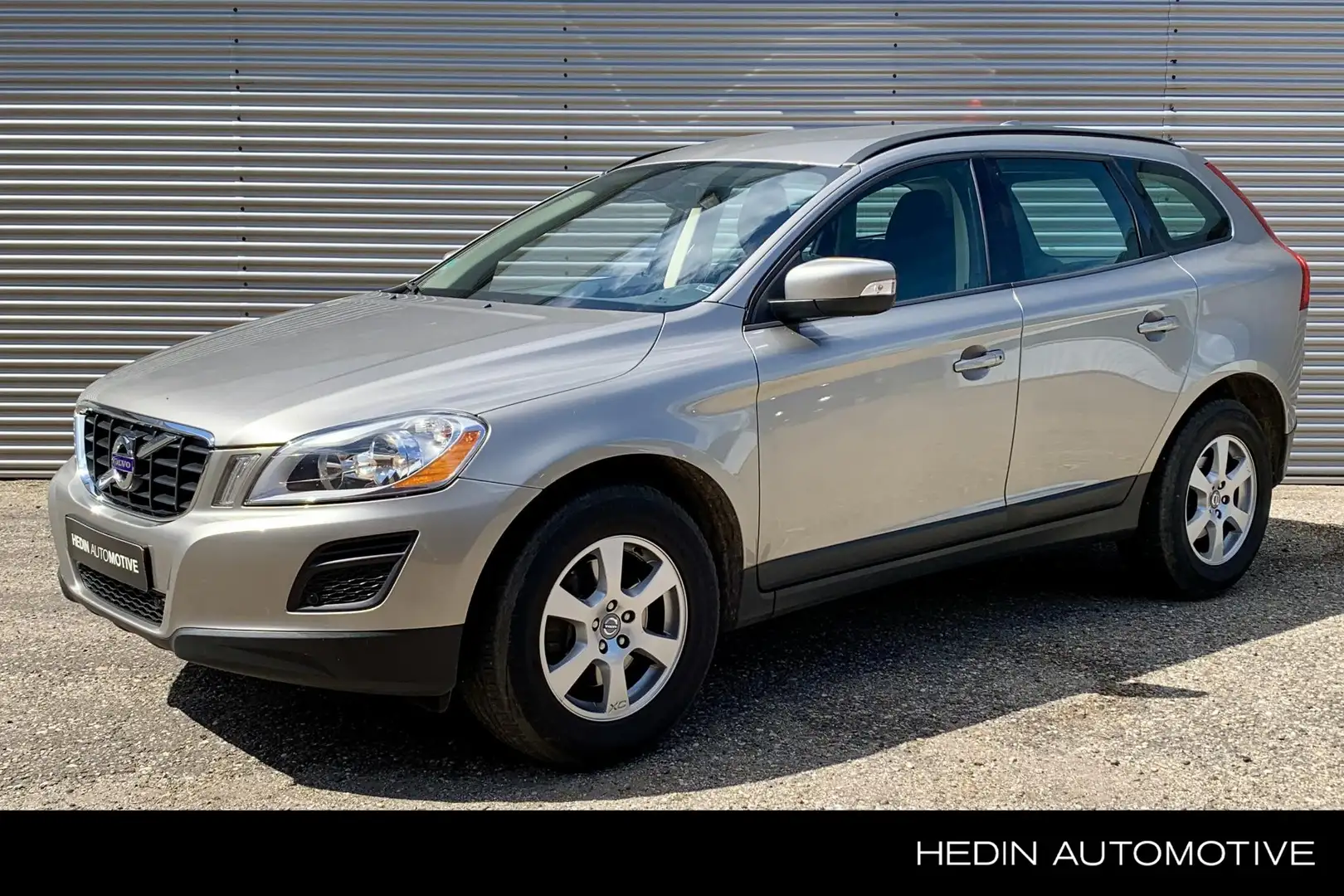 Volvo XC60 2.0T Kinetic AUT. | Eerste Eigenaar | Dealer onder Gris - 1