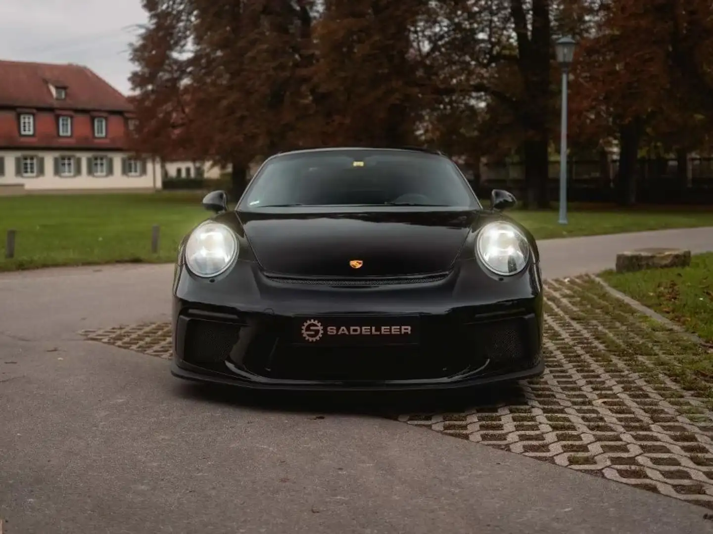 Porsche 991 GT3 Touring Zwart - 2