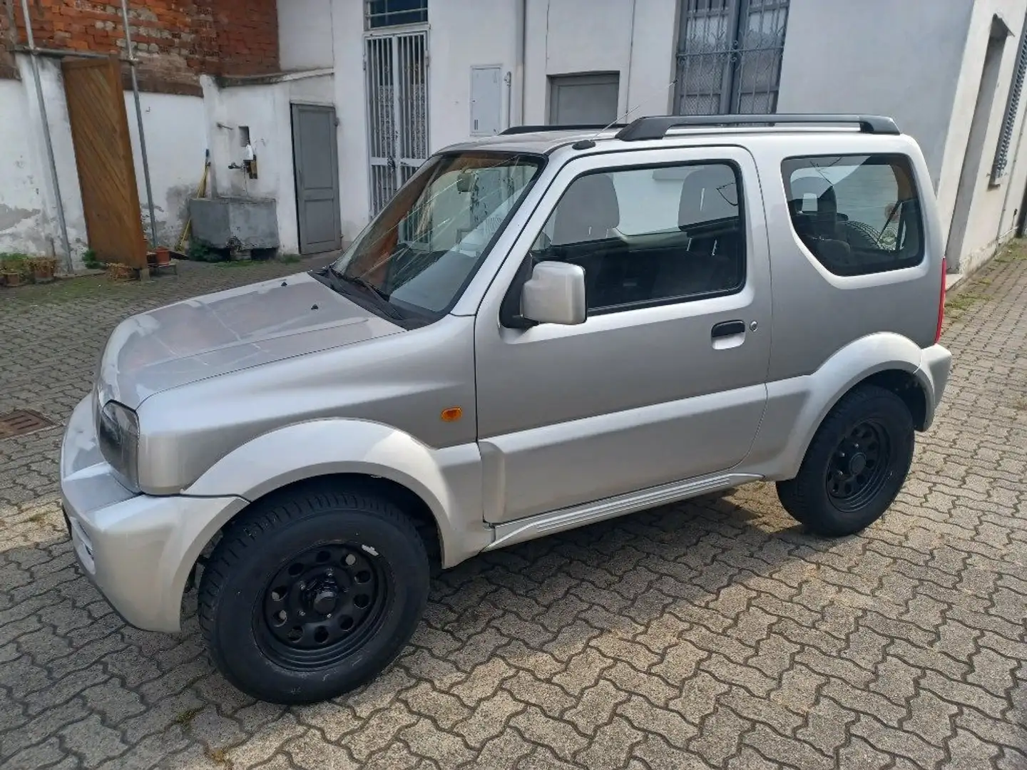 Suzuki Jimny 1.3i 16V cat 4WD JX Grigio - 2