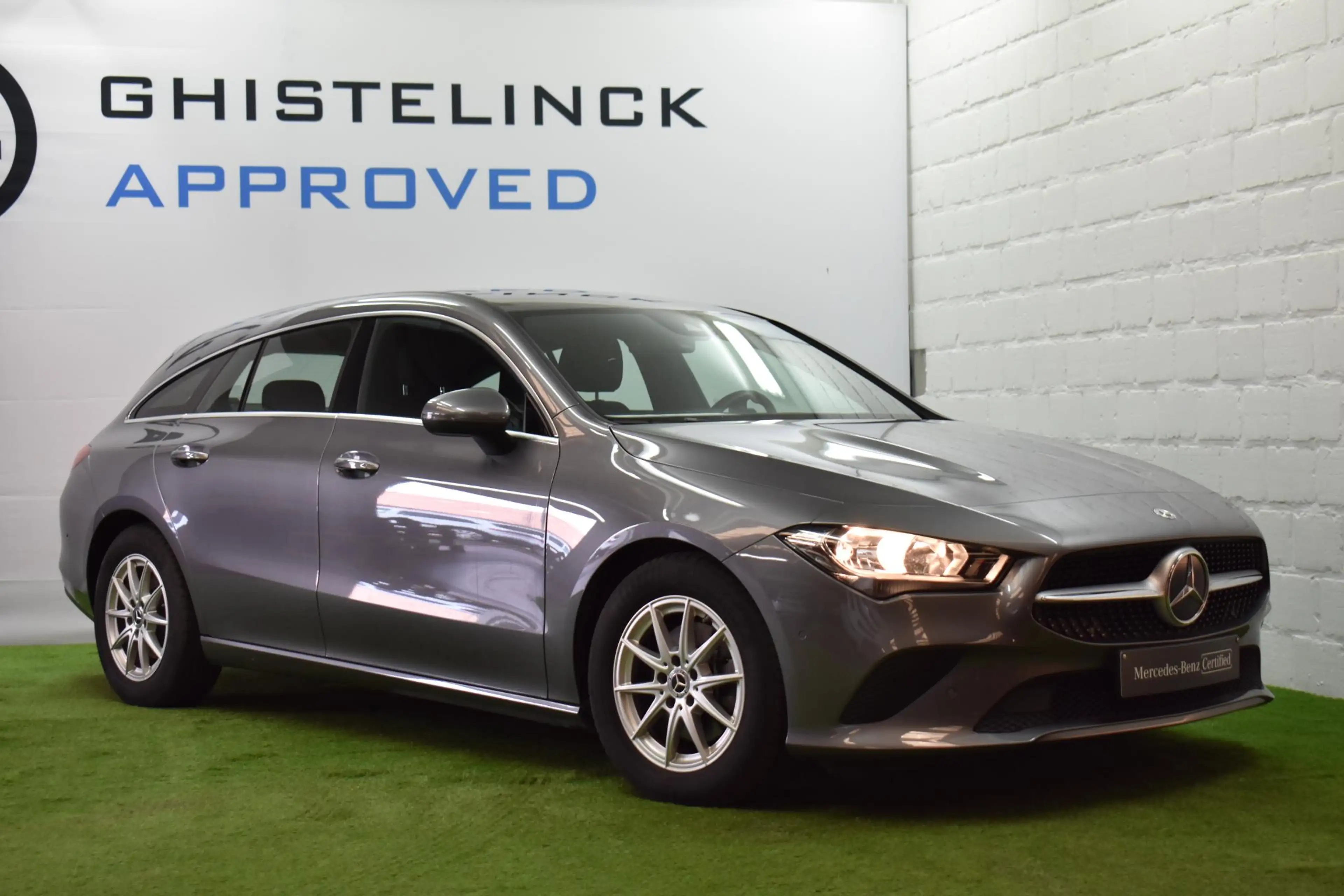 Mercedes-Benz CLA 180 Shooting Brake CLA d Shooting Brake — photo 3