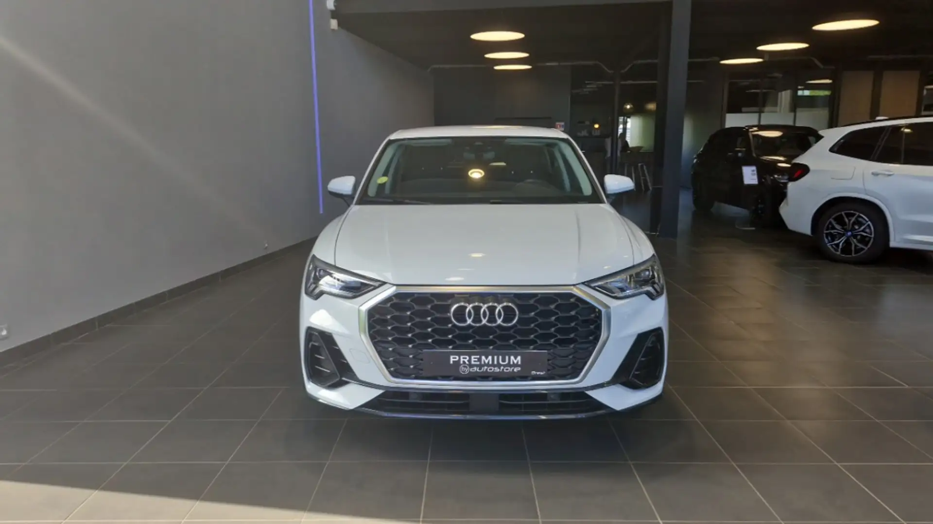 Audi Q3 35 TDI 150 CH S tronic 7 BUSINESS LINE Blanc - 2