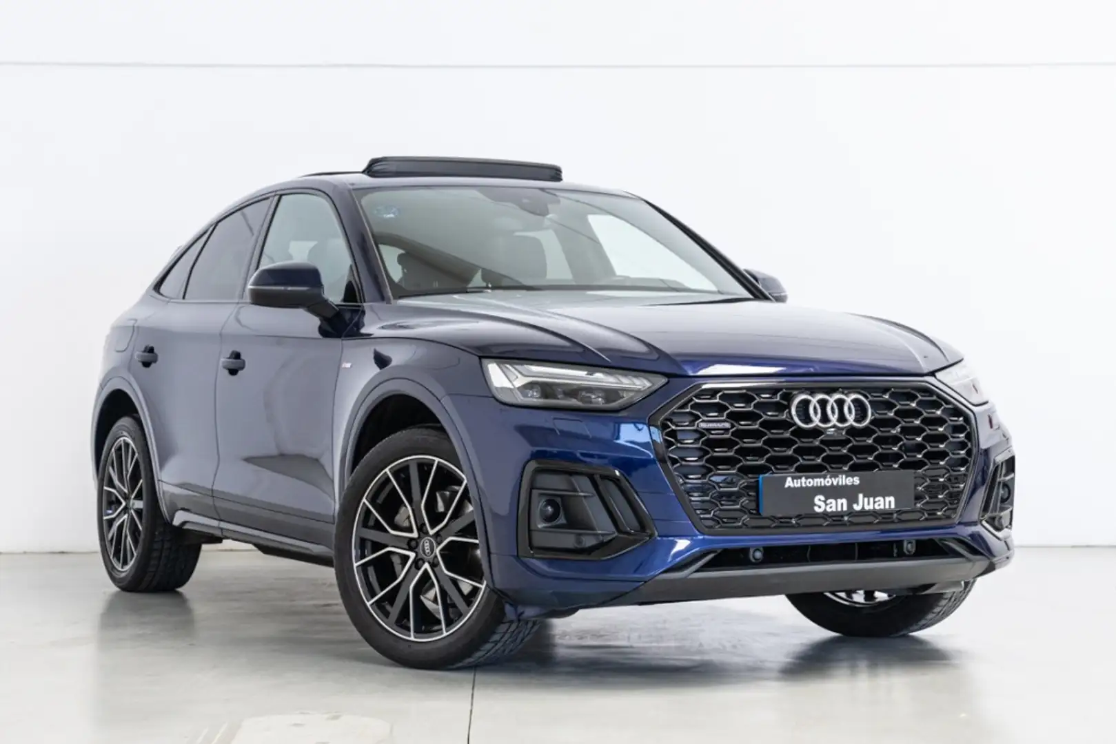 Audi Q5 Sportback 40 TDI quattro-ultra Black line S tronic Blau - 1