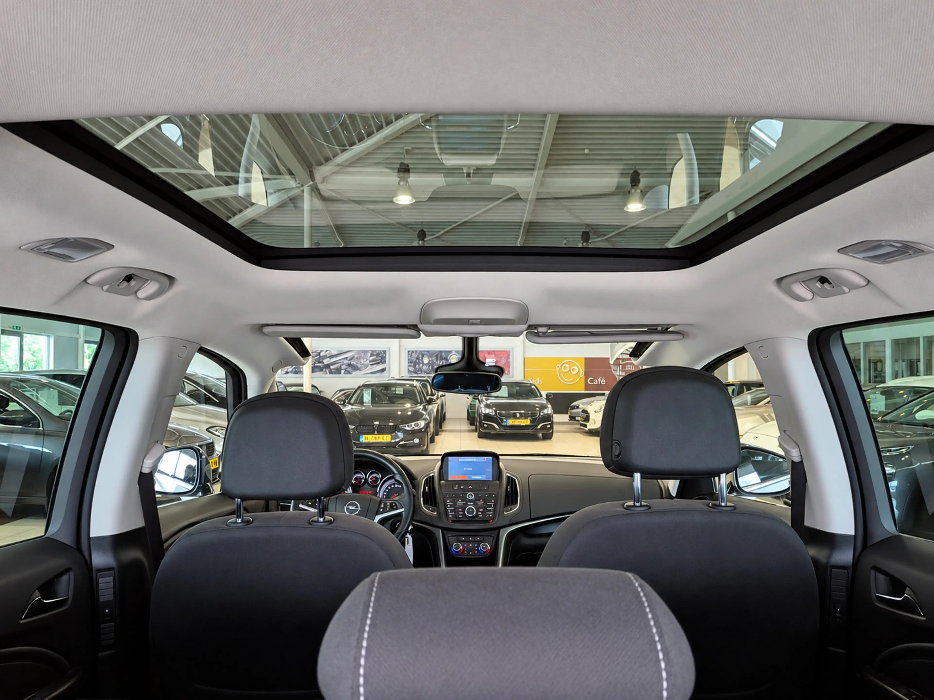 Opel Zafira Tourer 1.4 Cosmo Panoramadak, Airco, Cruise Control, Stuu — photo 25