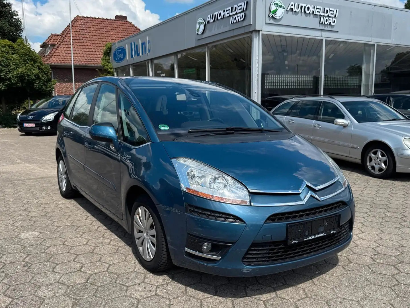 Citroen Grand C4 Picasso 1.6 BlueHDI Shz. Blau - 1