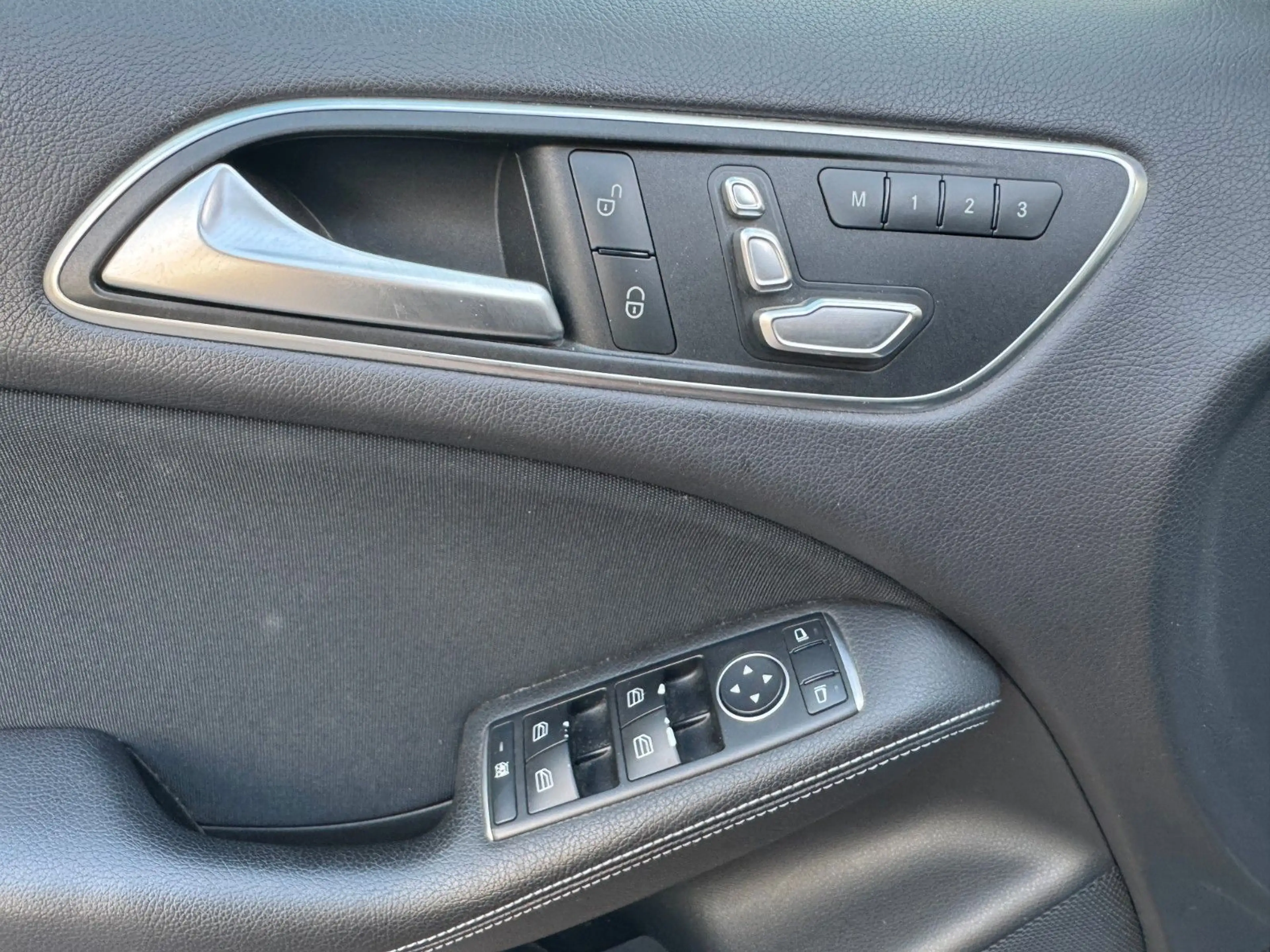 Mercedes-Benz B 180 B B 180 CDI / d Navi PTS SHZ Alu Winter — photo 14