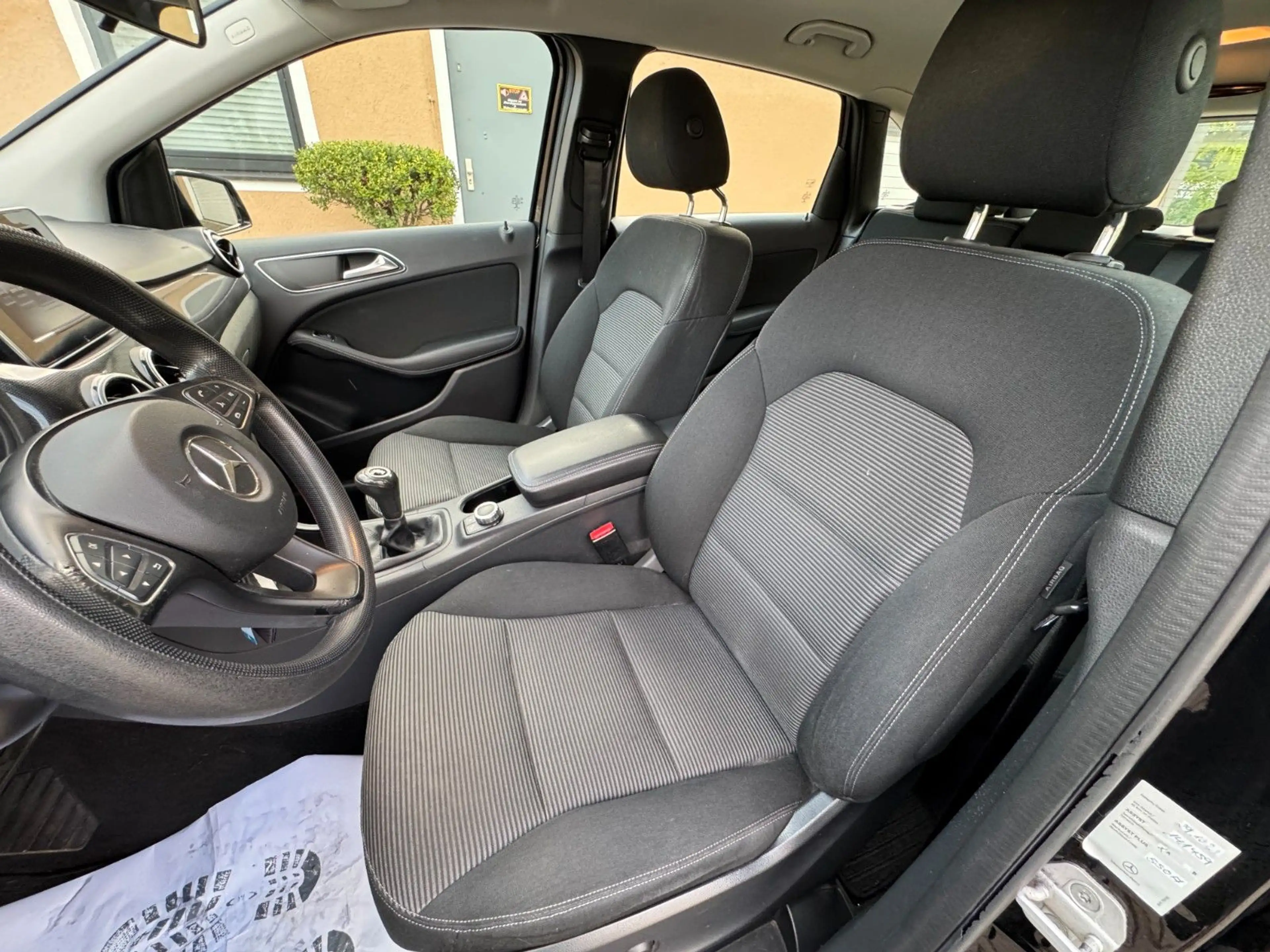 Mercedes-Benz B 180 B B 180 CDI / d Navi PTS SHZ Alu Winter — photo 13