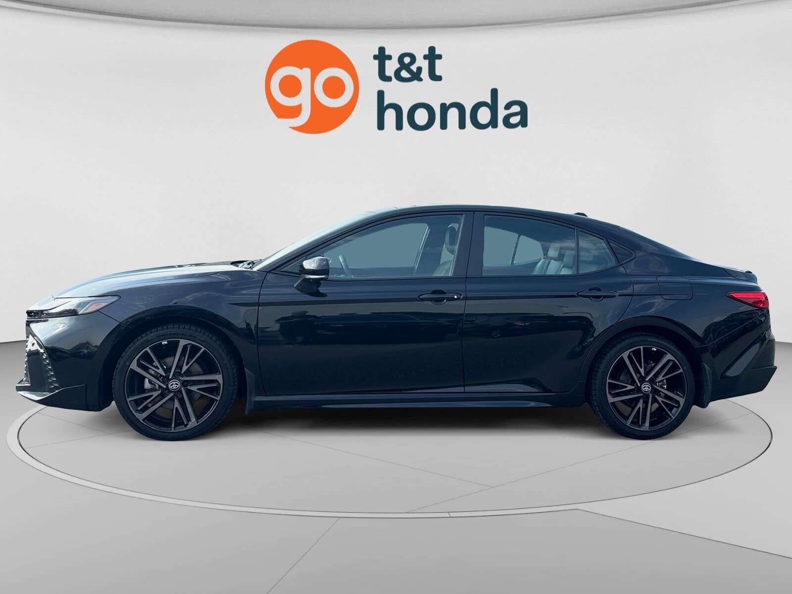 2025 Toyota Camry XSE - Leather | Wireless Charger | Heated Front Se — снимка 1