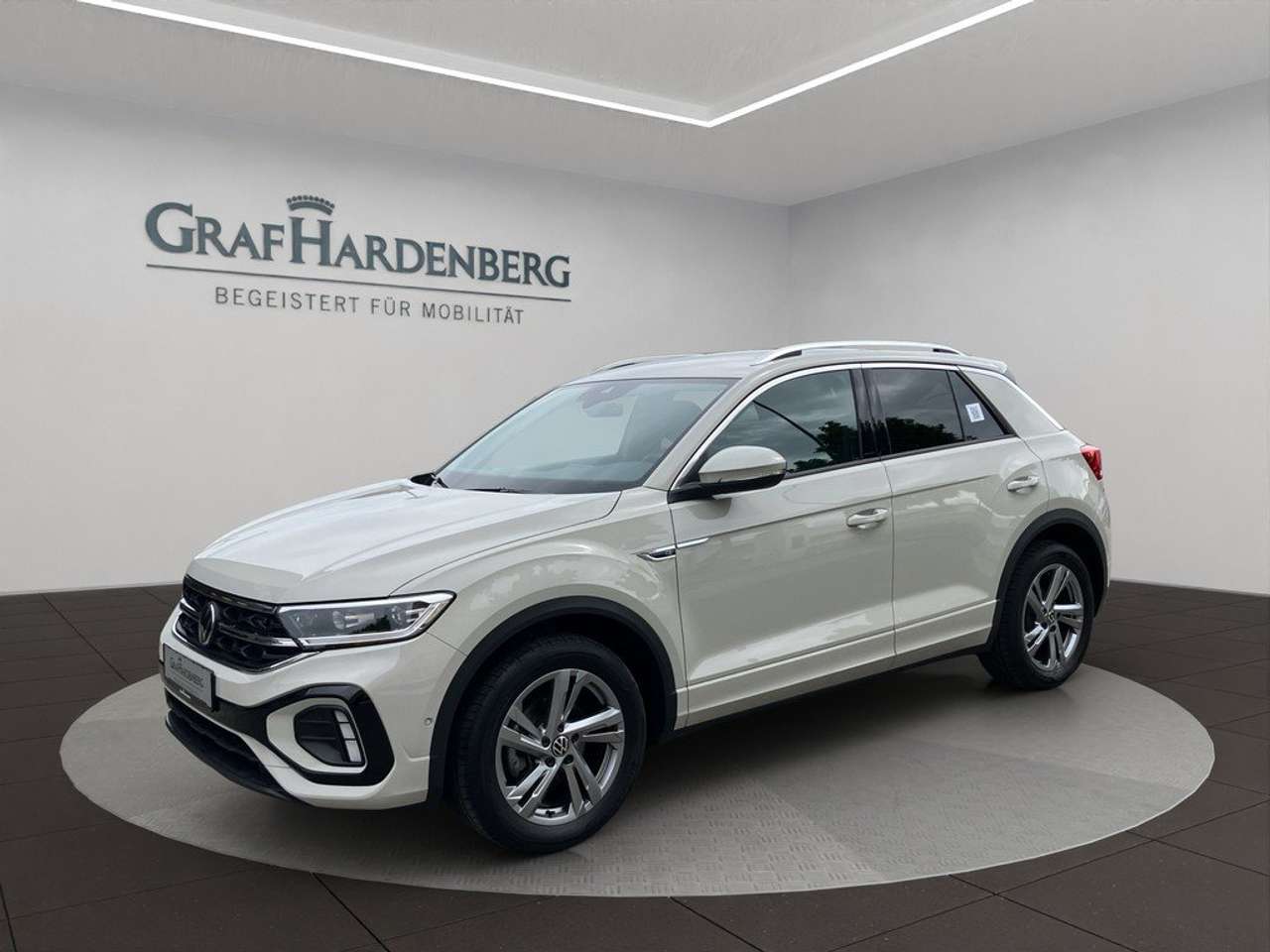 Volkswagen T-Roc 2024 — 1.0 TSI R-Line ACC LED Klima