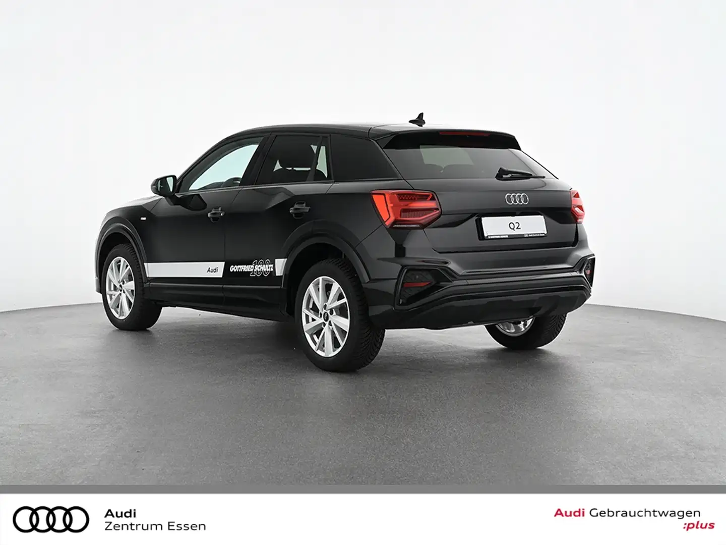 Audi Q2 LINE 110(150) KW(PS) 35 TFSI S line Schwarz - 2