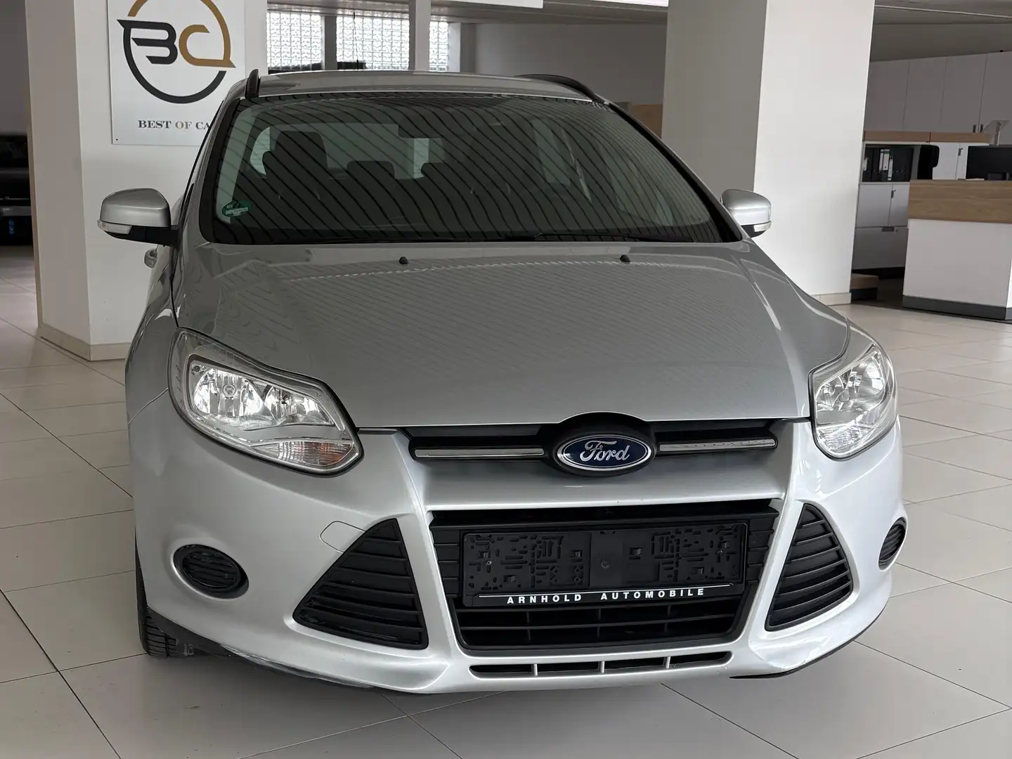 Ford Focus Focus Turnier Turnier 1.6 Ti-VCT Titanium Gris - 1