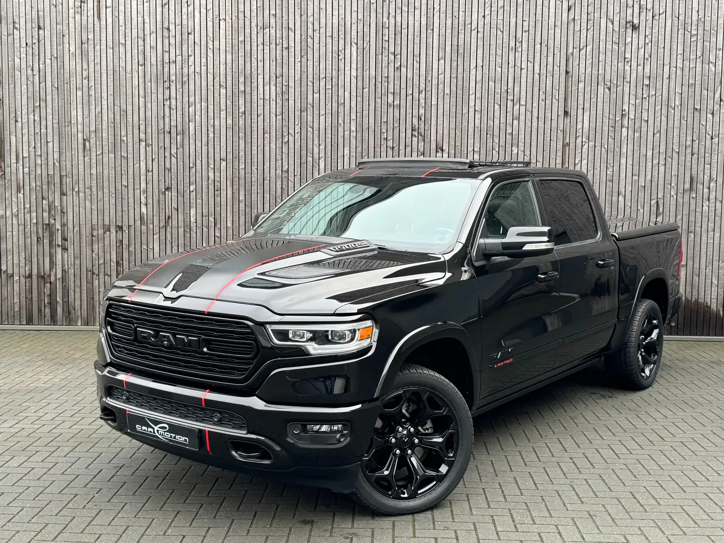 RAM 1500 Limited Night 5.7 V8 401PK 360 CAM 4X4 PRINS LPG Černá - 1