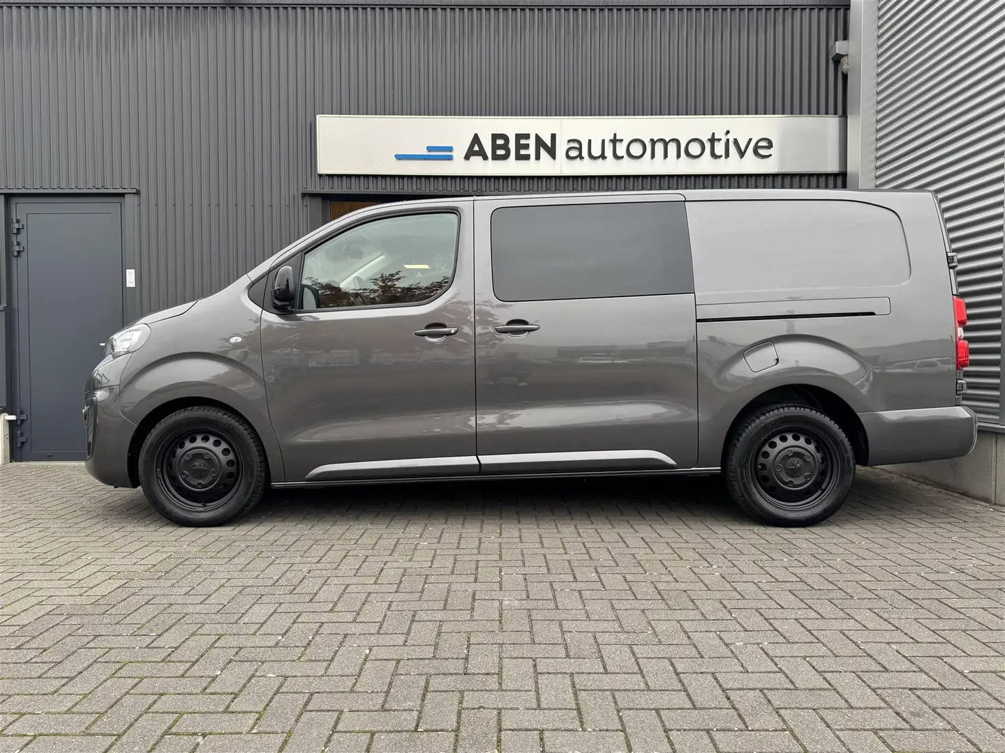 Peugeot Expert 2.0 BlueHDI 145PK L2H1 Premium dubbel cabine (NAVI Gris - 2