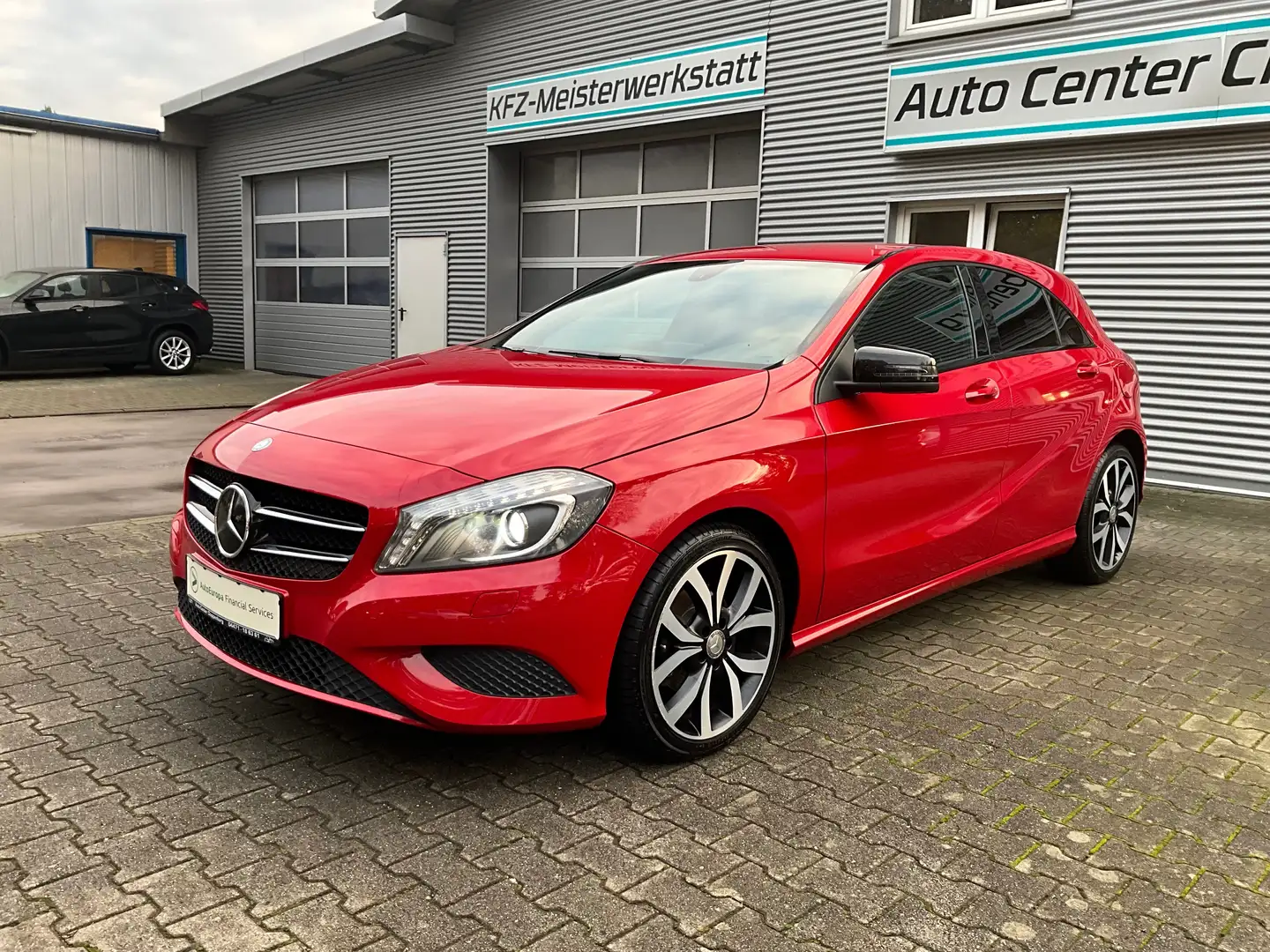 Mercedes-Benz A 200 1,8 CDI "Style" Rot - 1