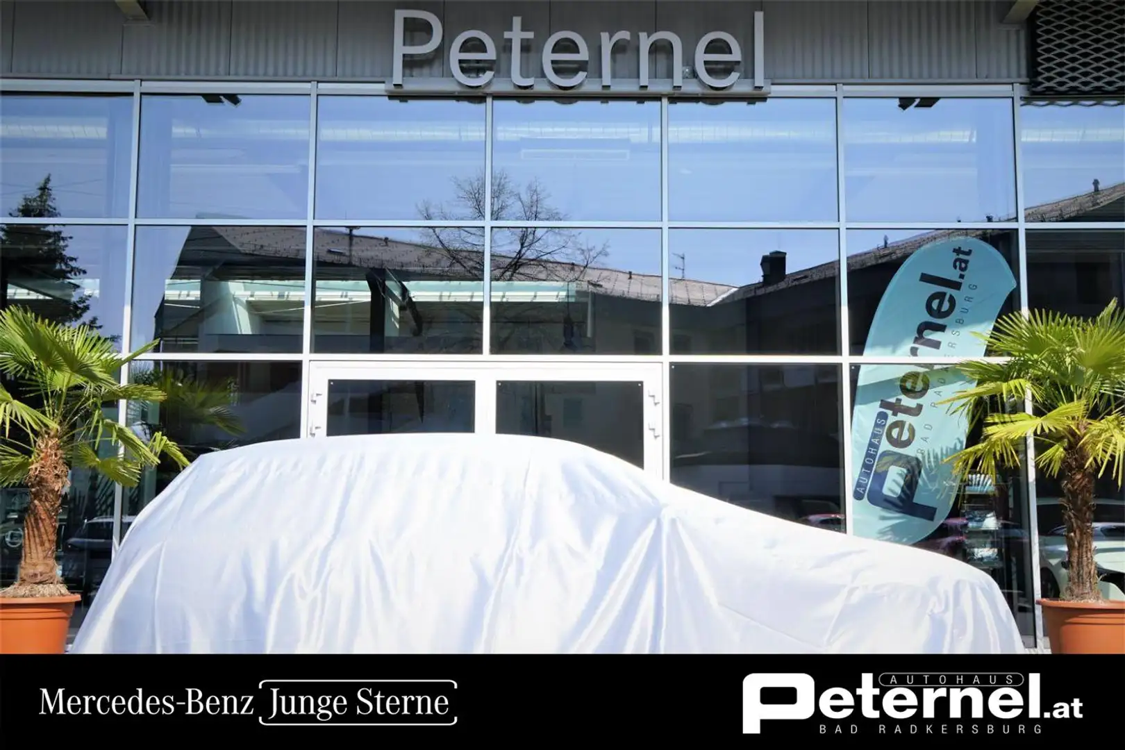 Mercedes-Benz CLA 200 4MATIC Coupé AMG Line KeyGo Shz LED Ambi Schwarz - 1