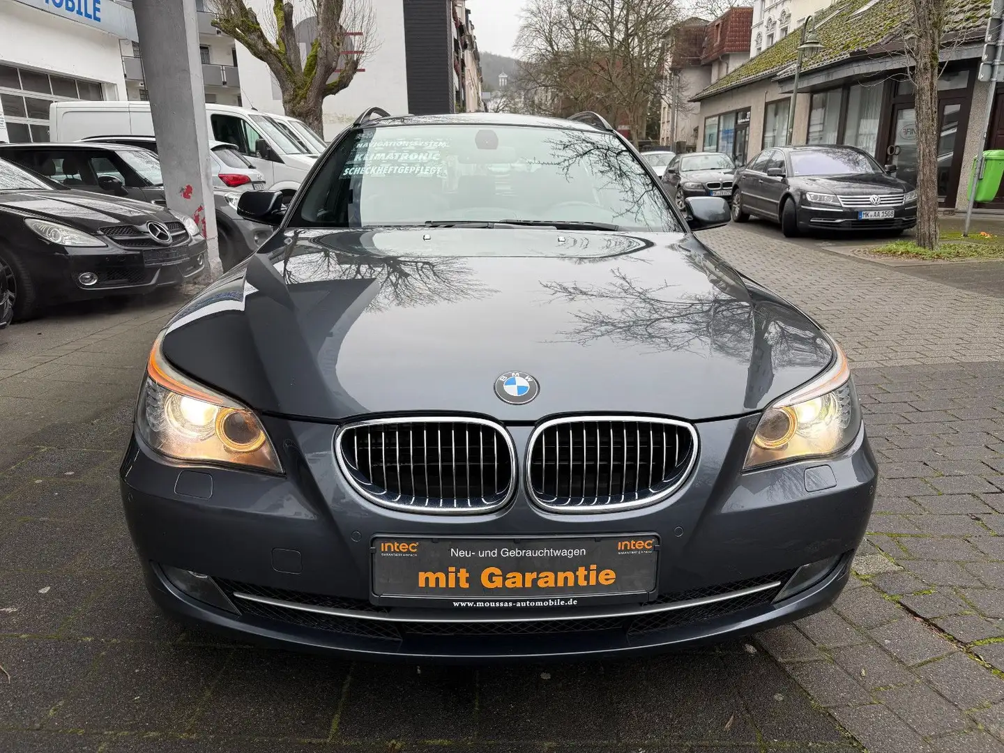 BMW 525 i T,Edition Exclusive,Standheizung,Leder,Navi Grau - 2