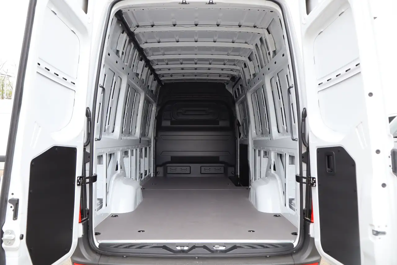 Mercedes-Benz Sprinter снимка Mercedes-Benz Sprinter
