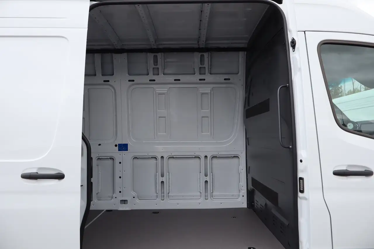 Mercedes-Benz Sprinter снимка Mercedes-Benz Sprinter