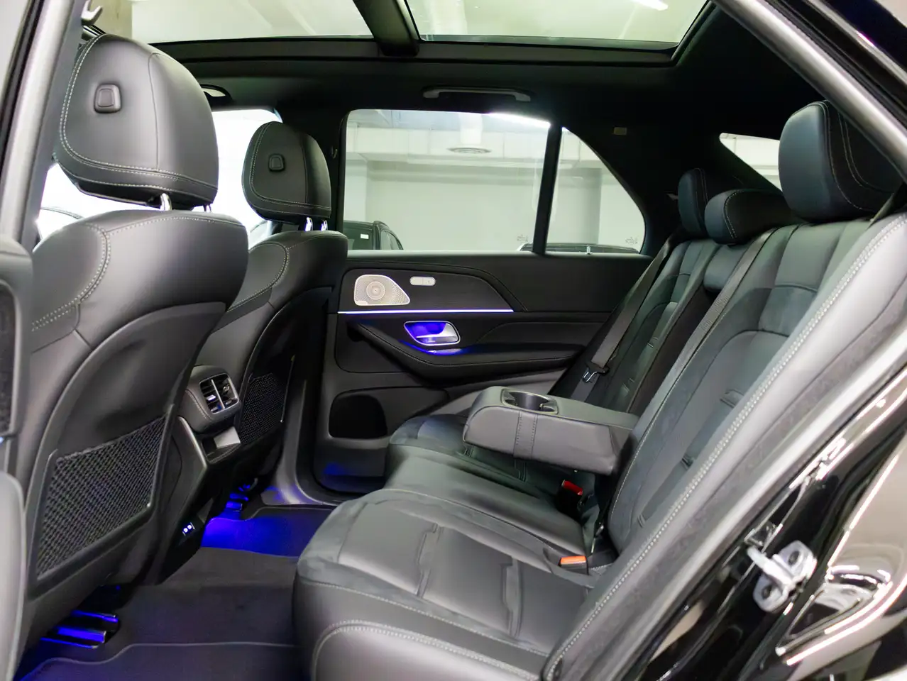Mercedes-Benz GLE снимка Mercedes-Benz GLE