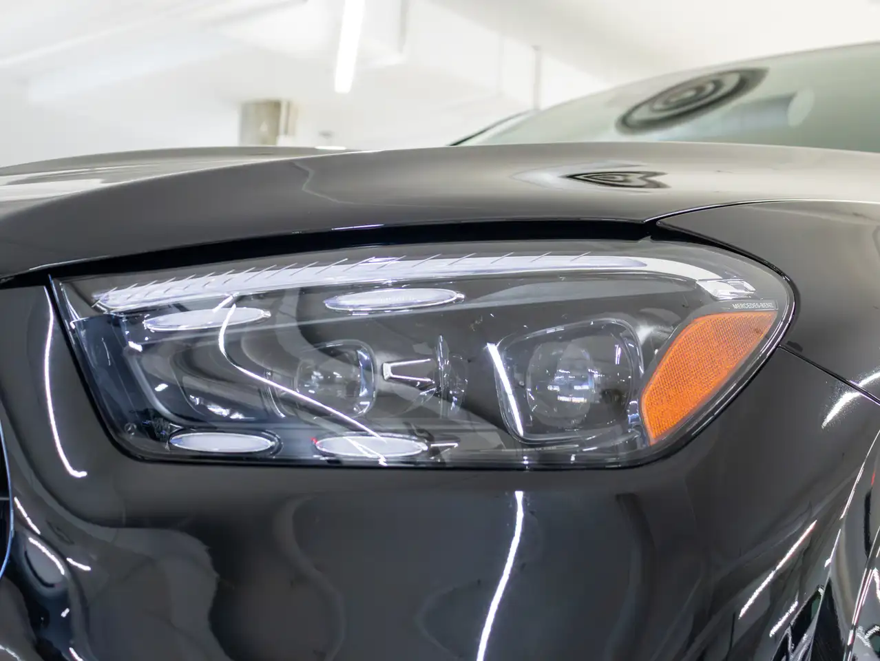 Mercedes-Benz GLE снимка Mercedes-Benz GLE