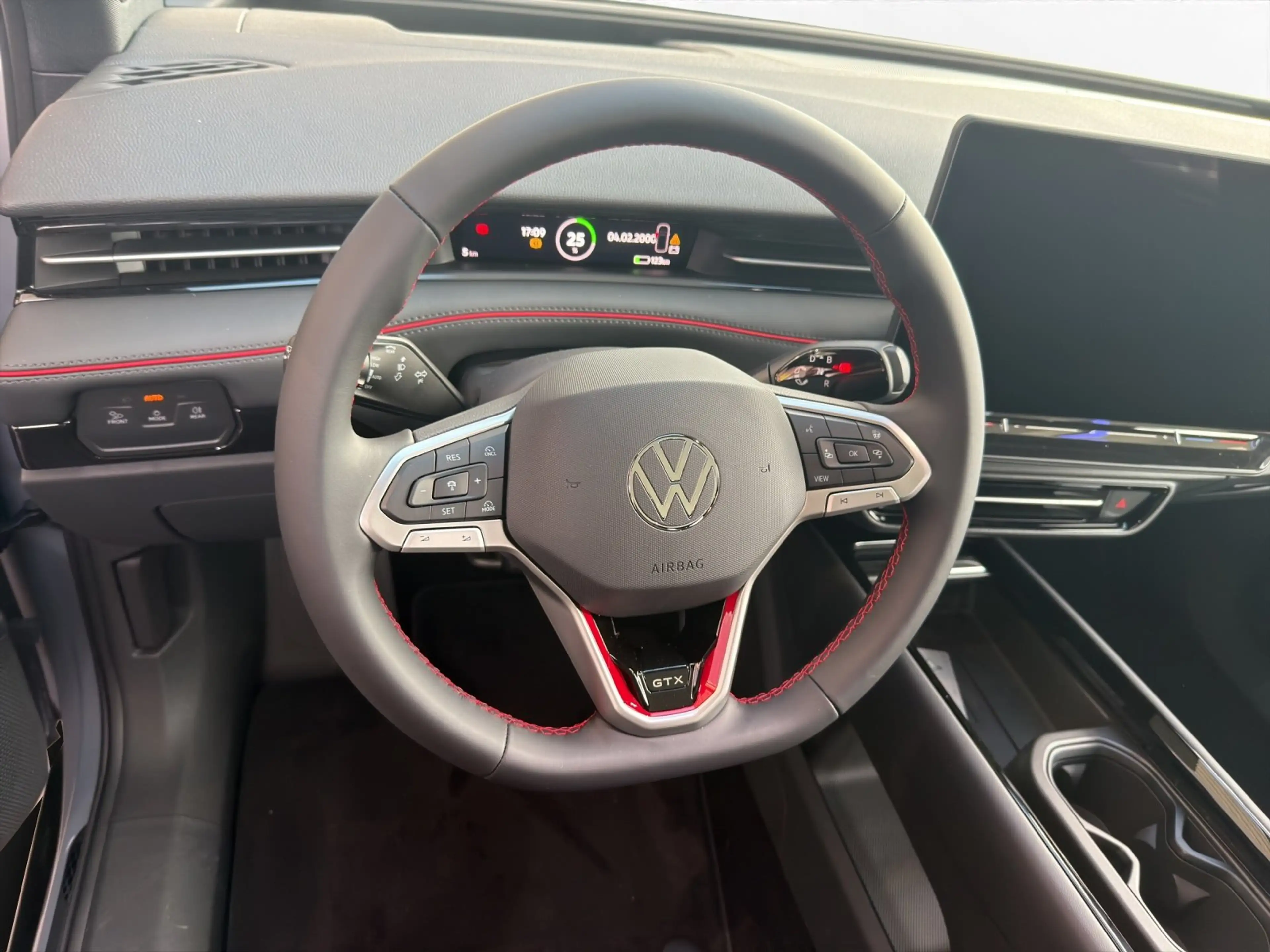 Volkswagen ID.7 GTX Tourer 4MOTION LED | NAVI | PANO — photo 9