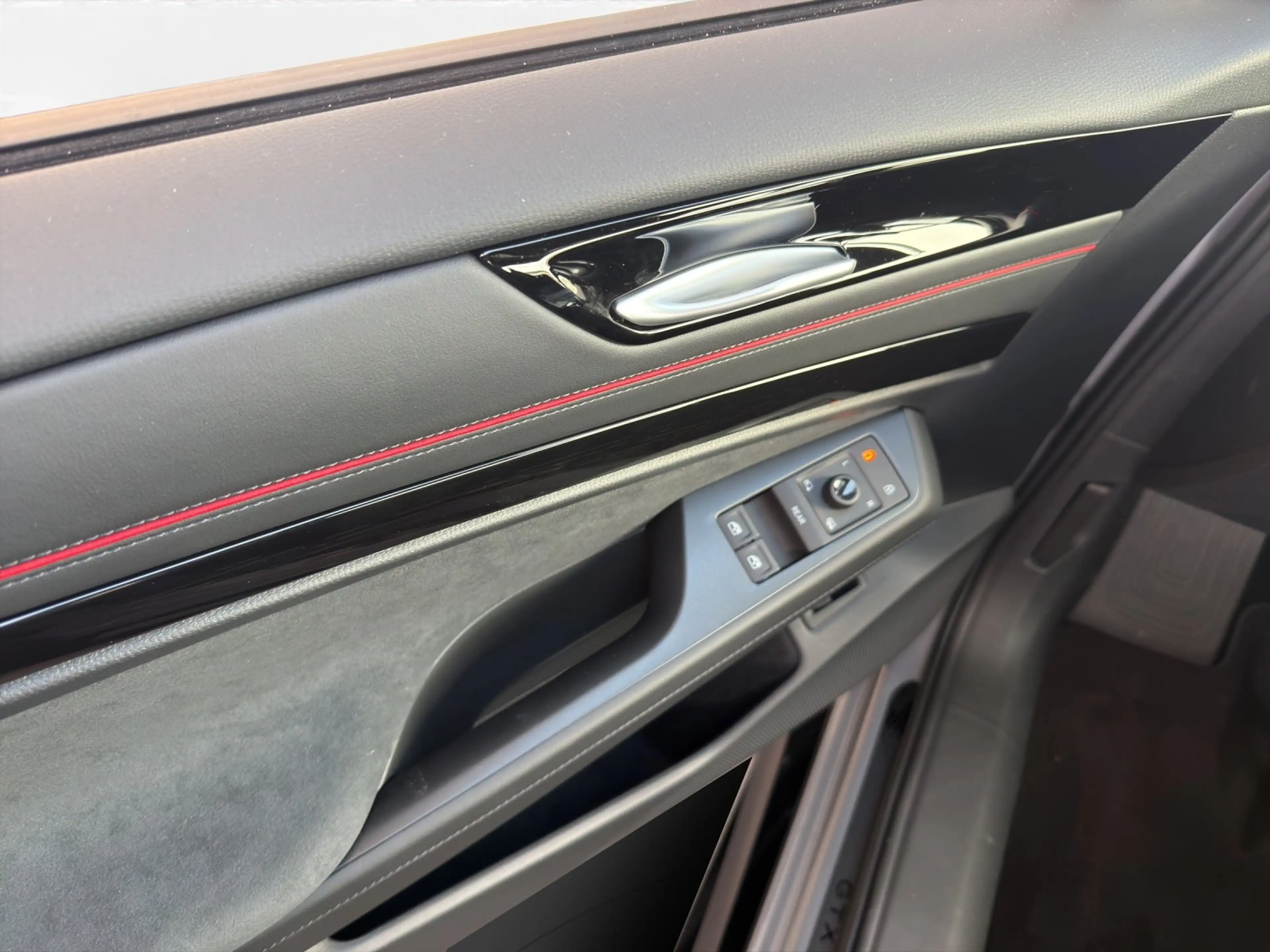 Volkswagen ID.7 GTX Tourer 4MOTION LED | NAVI | PANO — photo 10