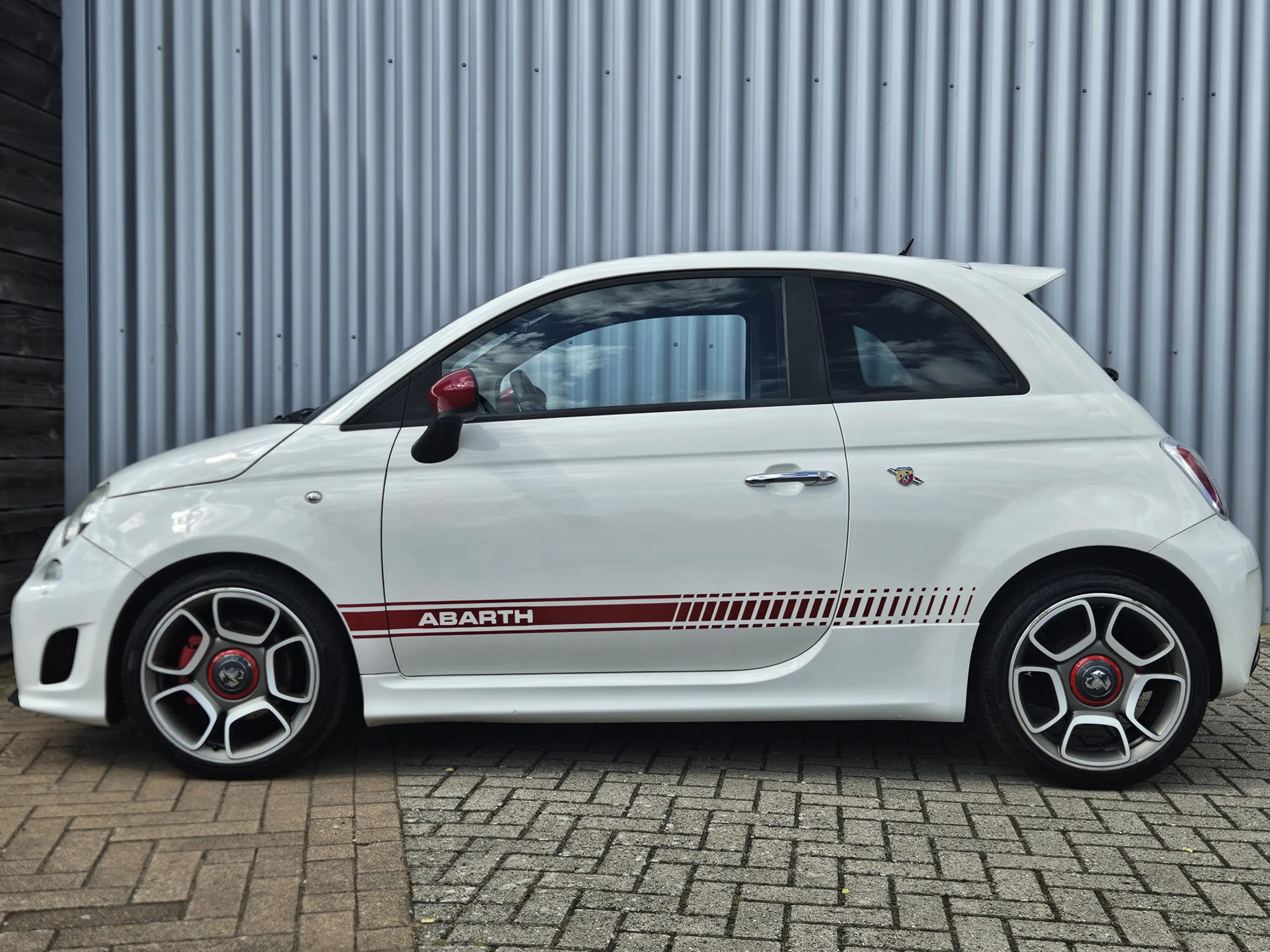 Fiat 500 Abarth 1.4-16V / Dealer Onderhouden/ Leer/ Airco! — photo 2