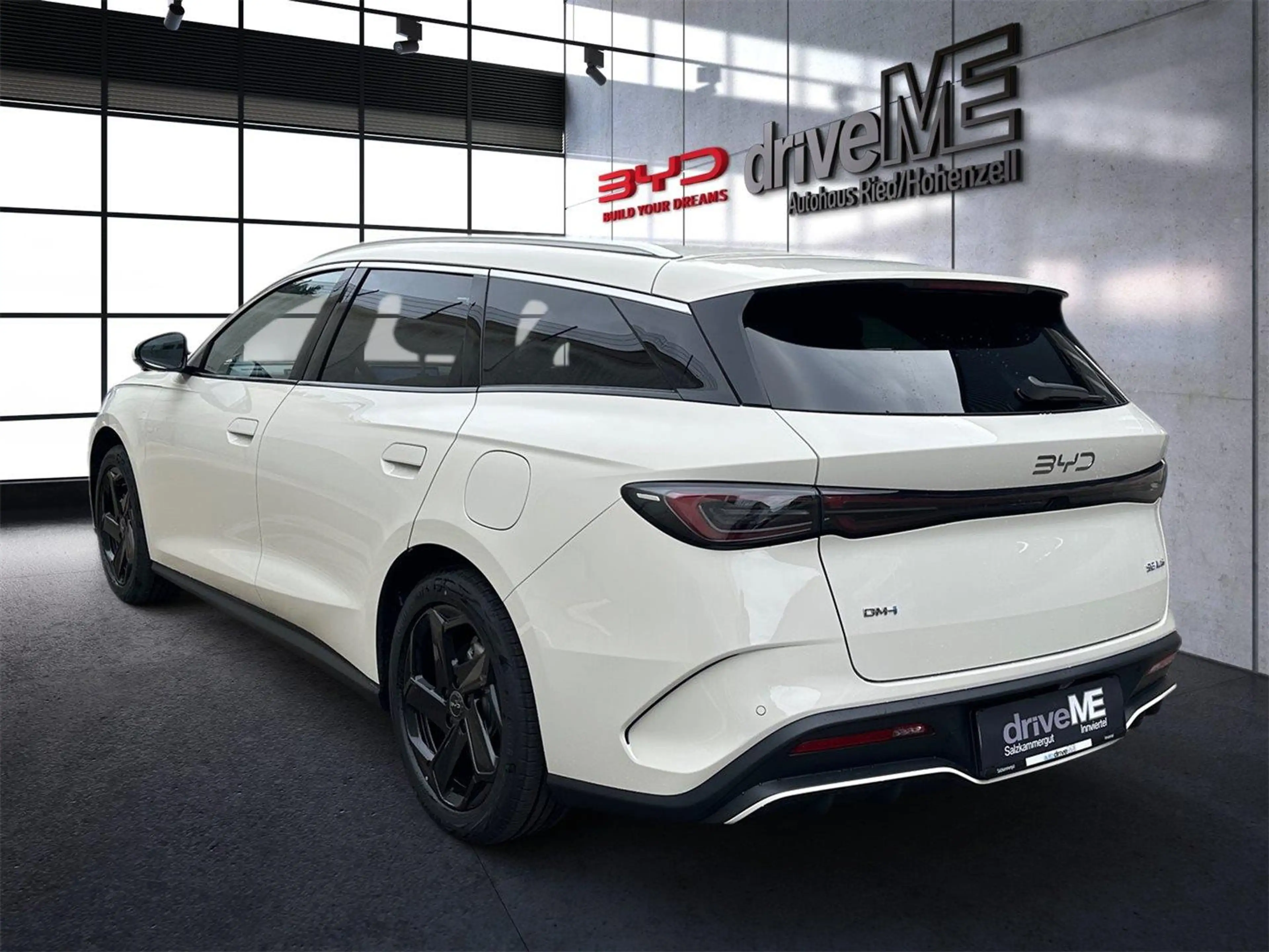 BYD Seal -6 DM-i Touring Comfort Lite — photo 11