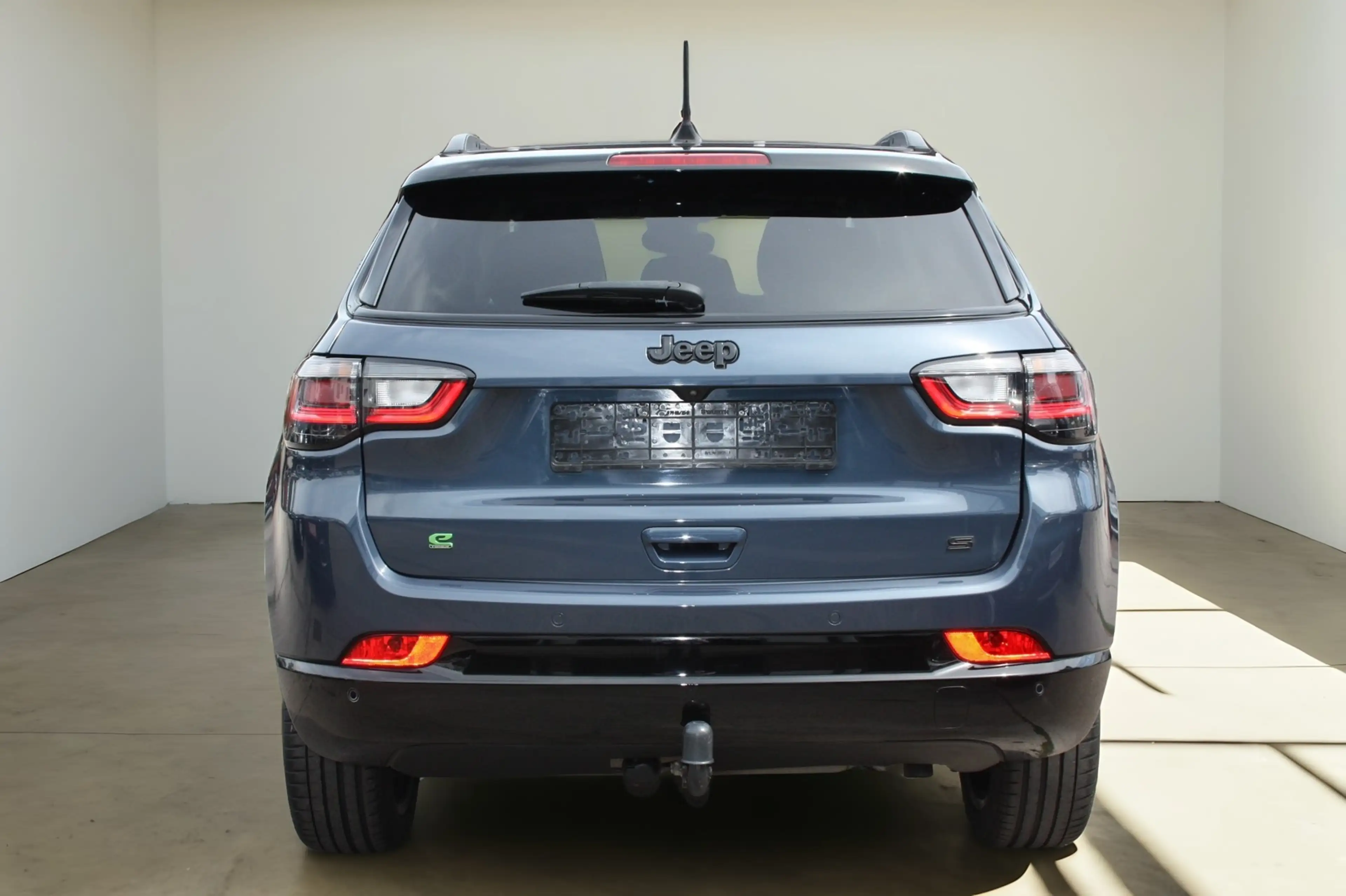 Jeep Compass 1.5 S-Modell Leder/LED/Navi/Kam/Ahk — photo 9