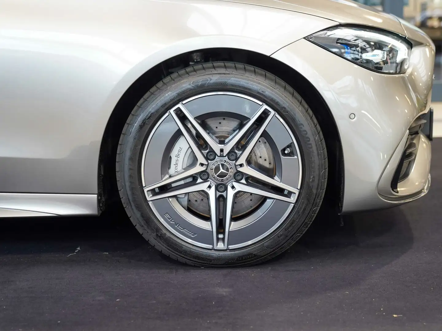 Mercedes-Benz C 300 C 300 de AMG Line Nappa DISTRO AHK Burmester 360 Silber - 2