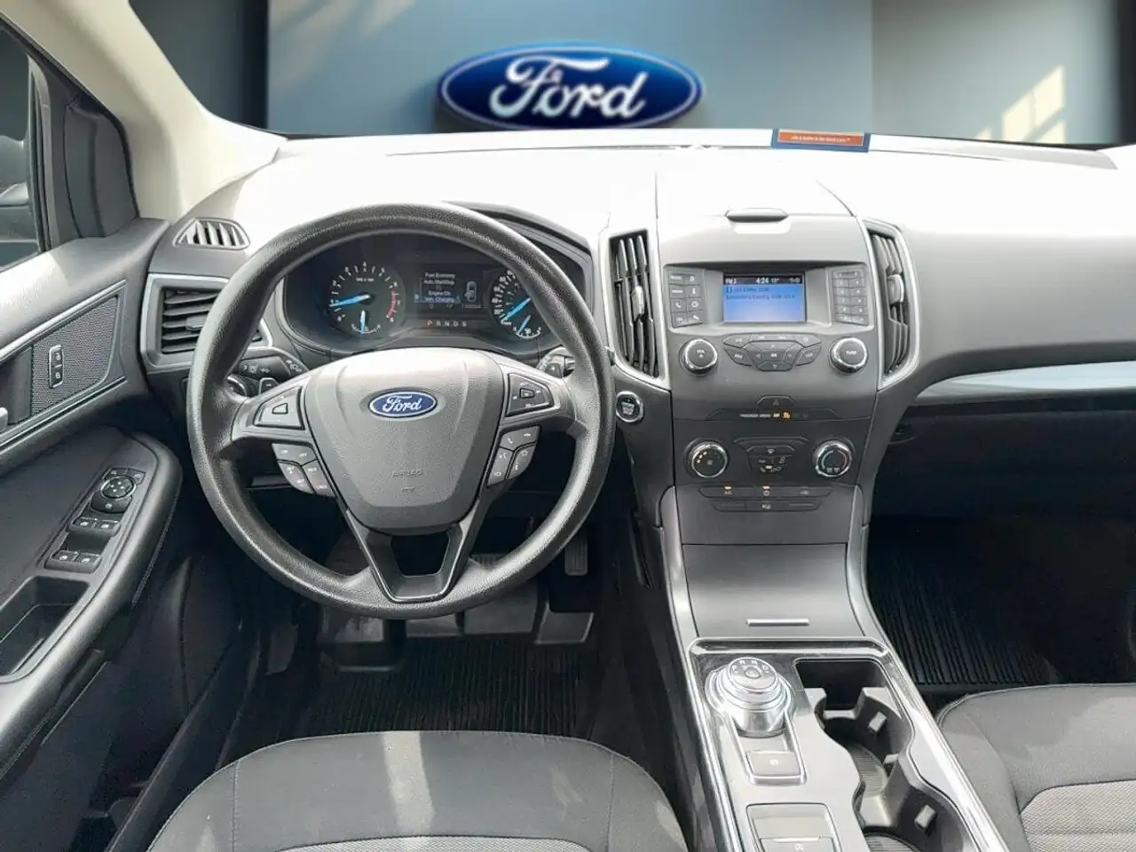 Ford Edge снимка Ford Edge