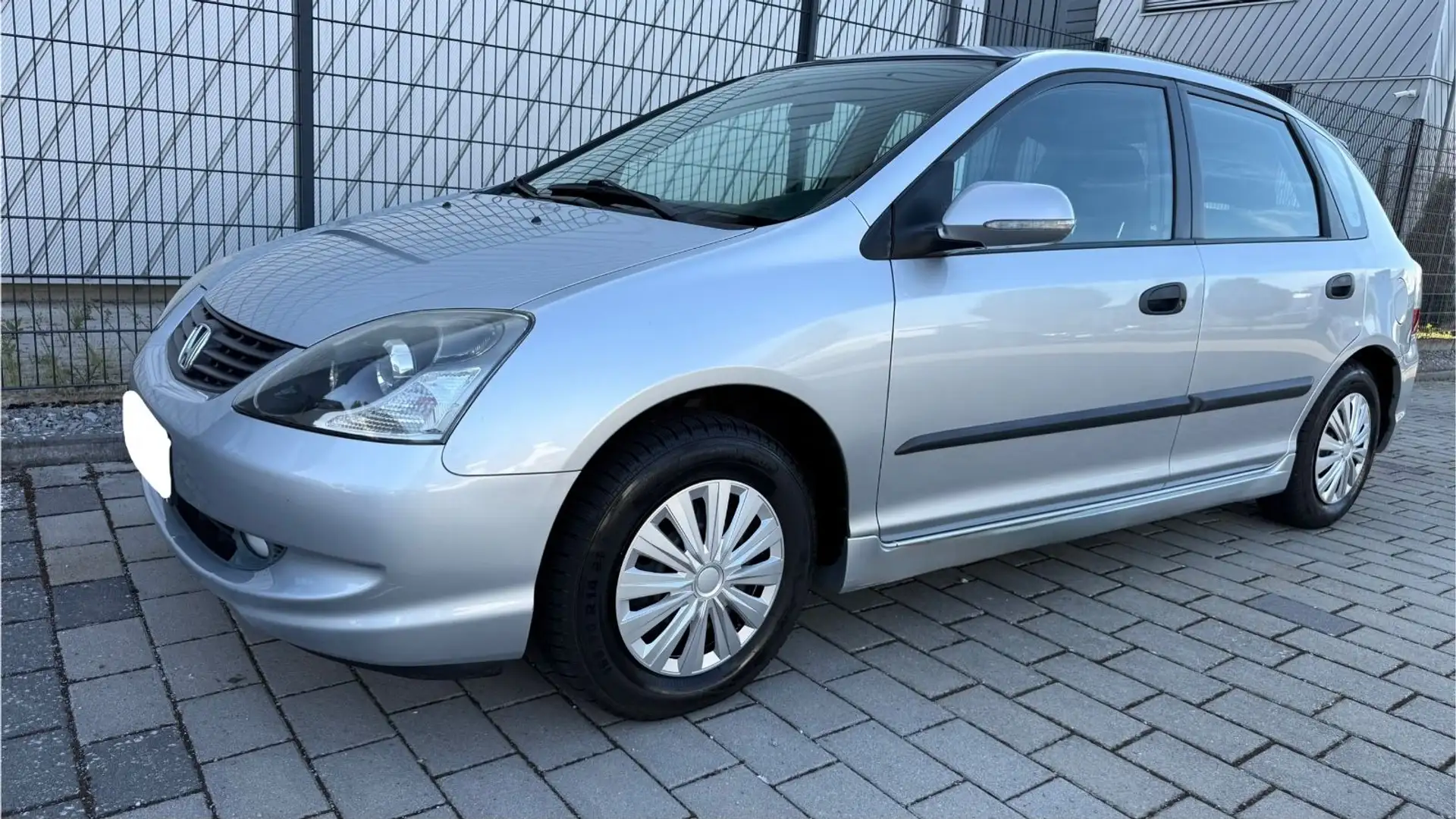 Honda Civic 1.6 110PS TÜV KLIMA,1-HAND,67.000KM Silber - 1