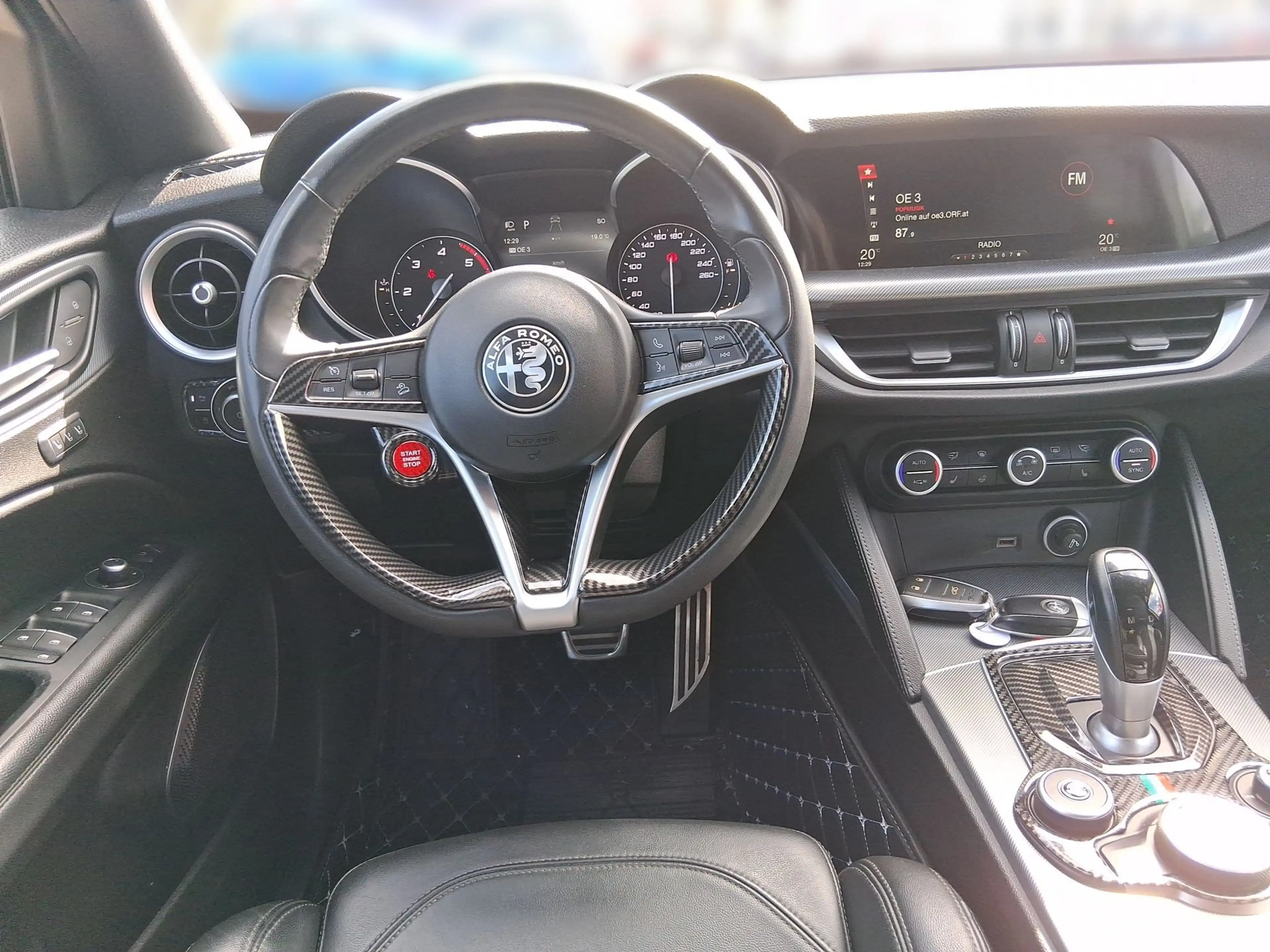 Alfa Romeo Stelvio 2.2 JTDM Super Q4 — photo 10