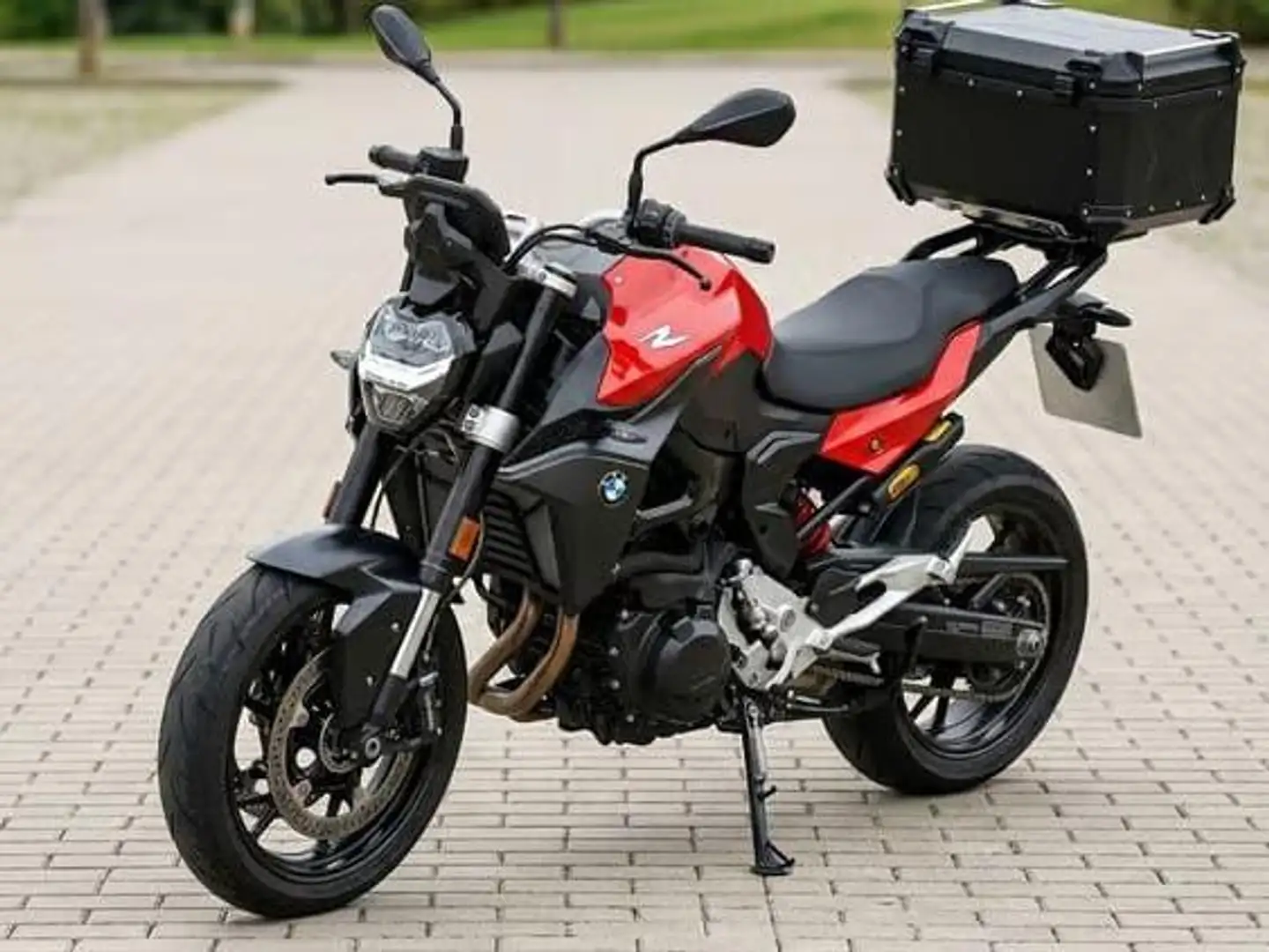 BMW F 900 R Rojo - 1