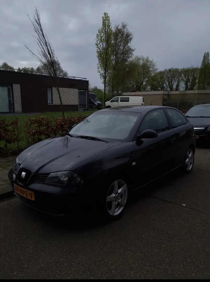 SEAT Ibiza 1.4-16V Sport Zwart - 2