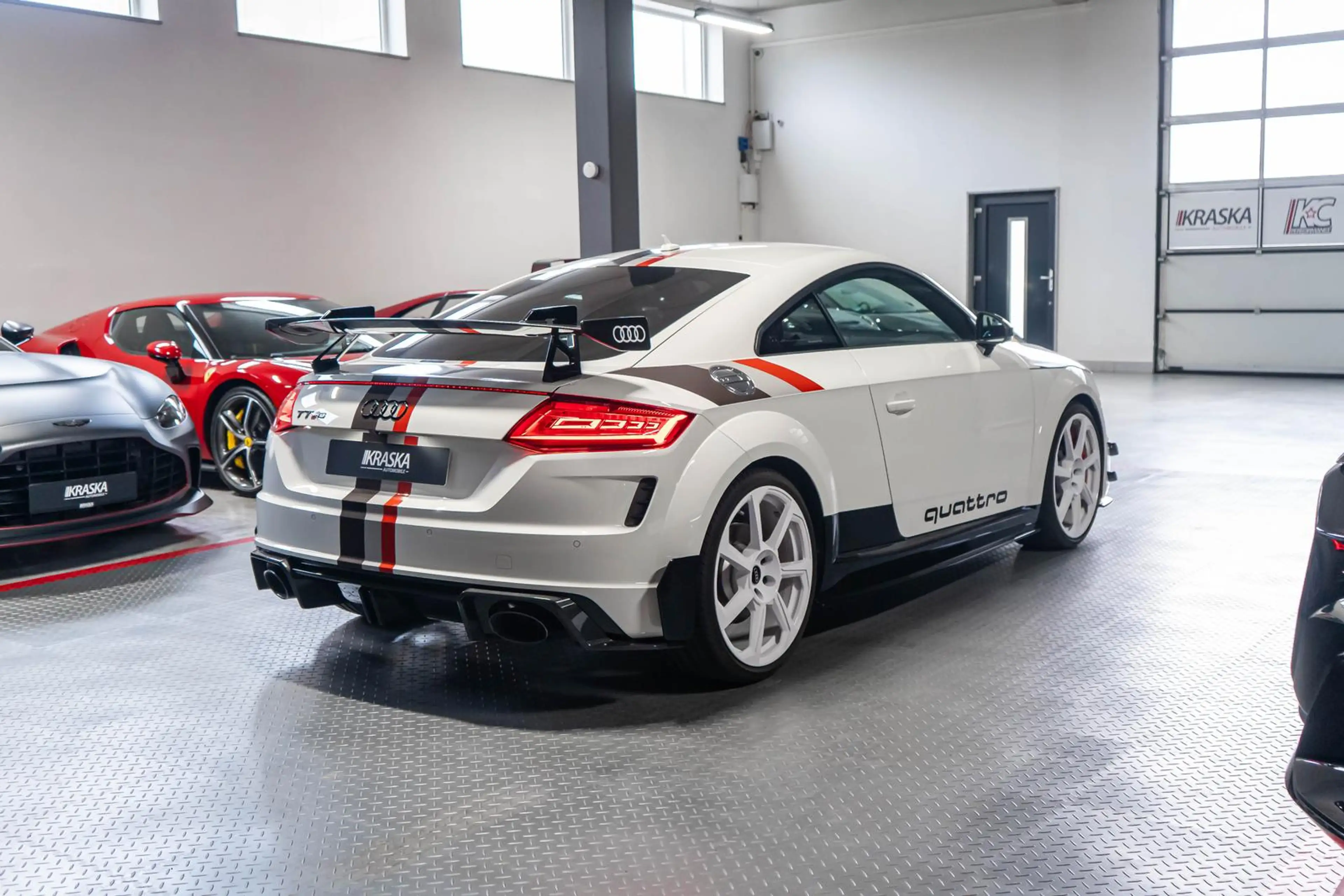 Audi TT RS 2.5 40 Jahre quattro Sonderedition 13/40 — photo 9