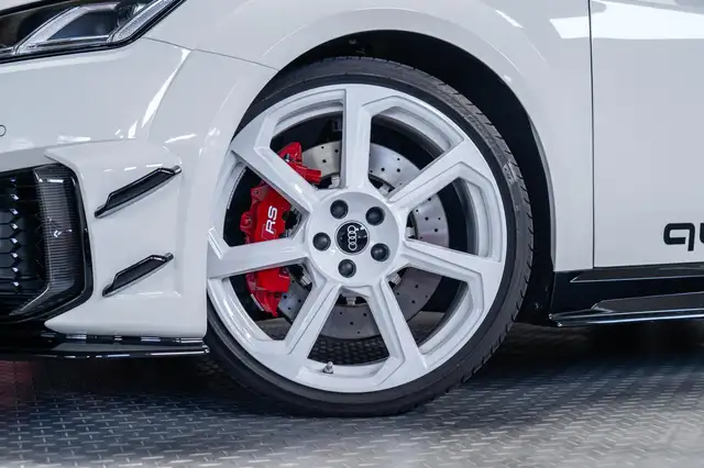 Audi TT RS view 3