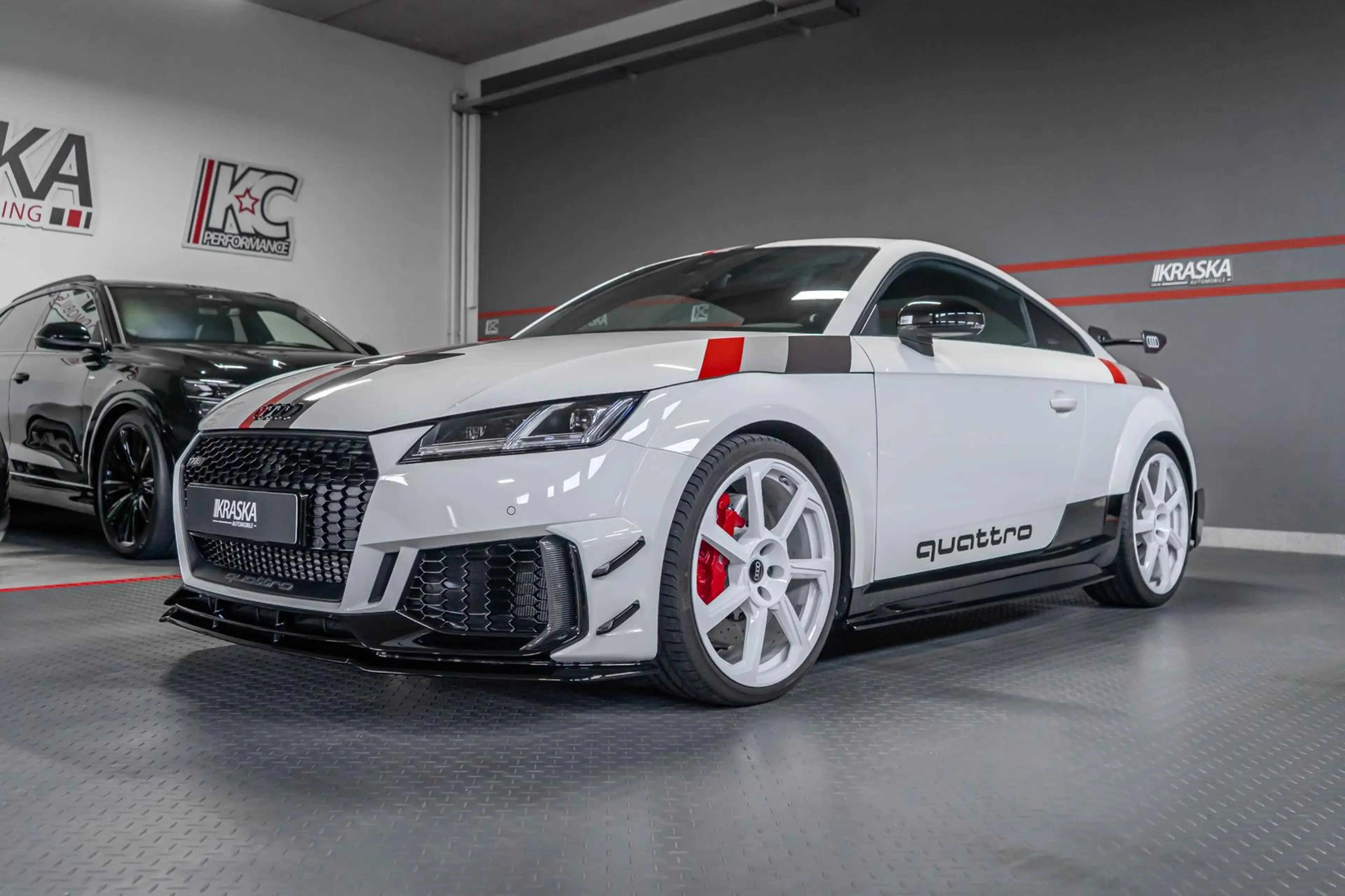 Audi TT RS 2.5 40 Jahre quattro Sonderedition 13/40 — photo 4