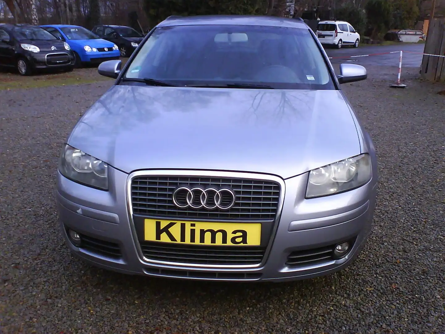 Audi A3 2.0 TDI Ambition Grau - 2