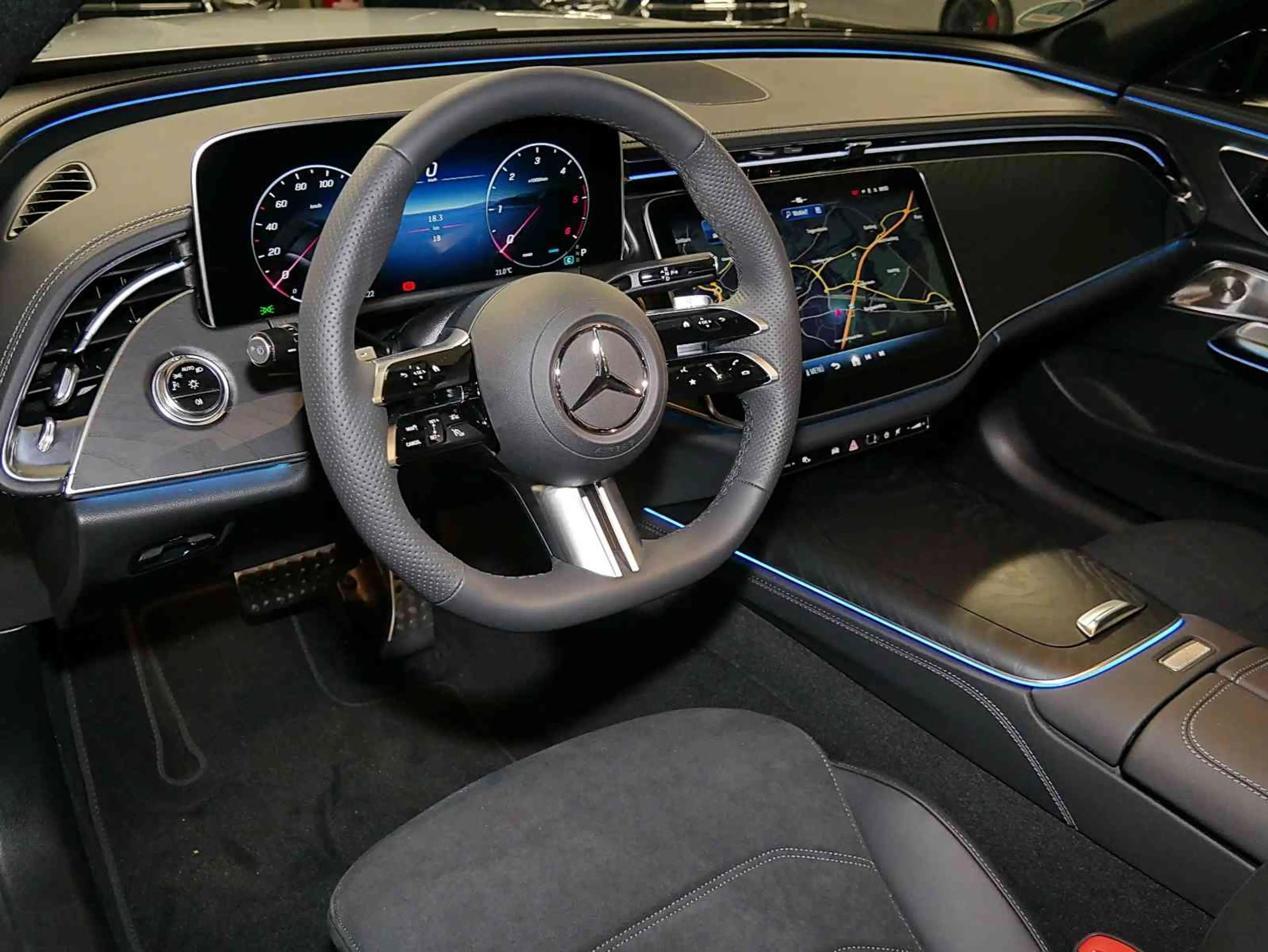 Mercedes-Benz E 450 d 4M Limo AMG+DIST+360°+NIGHT+WINTER-Pak.+ — photo 11