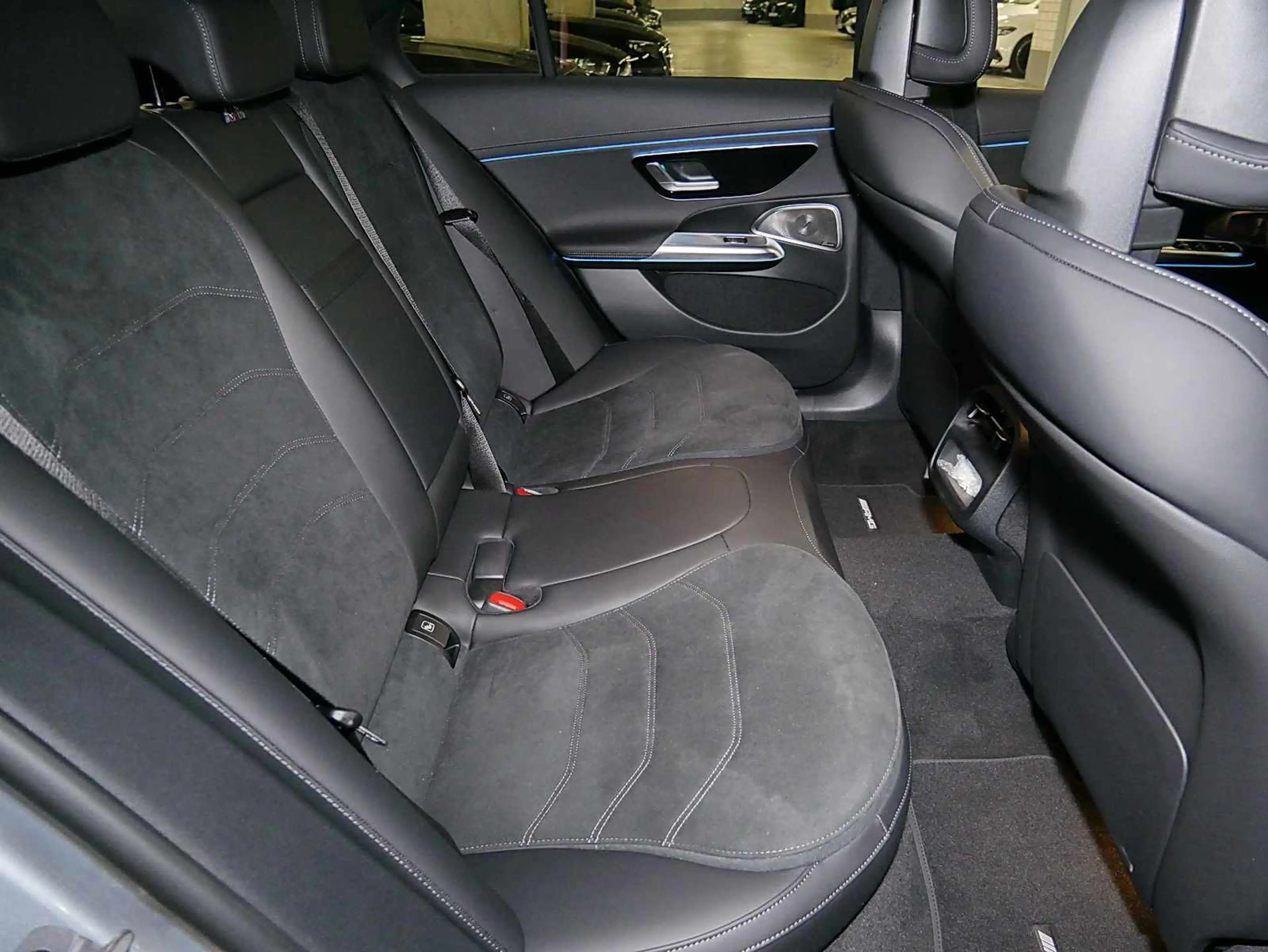 Mercedes-Benz E 450 d 4M Limo AMG+DIST+360°+NIGHT+WINTER-Pak.+ — photo 8