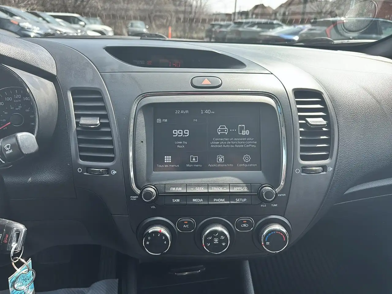 Kia Forte снимка Kia Forte