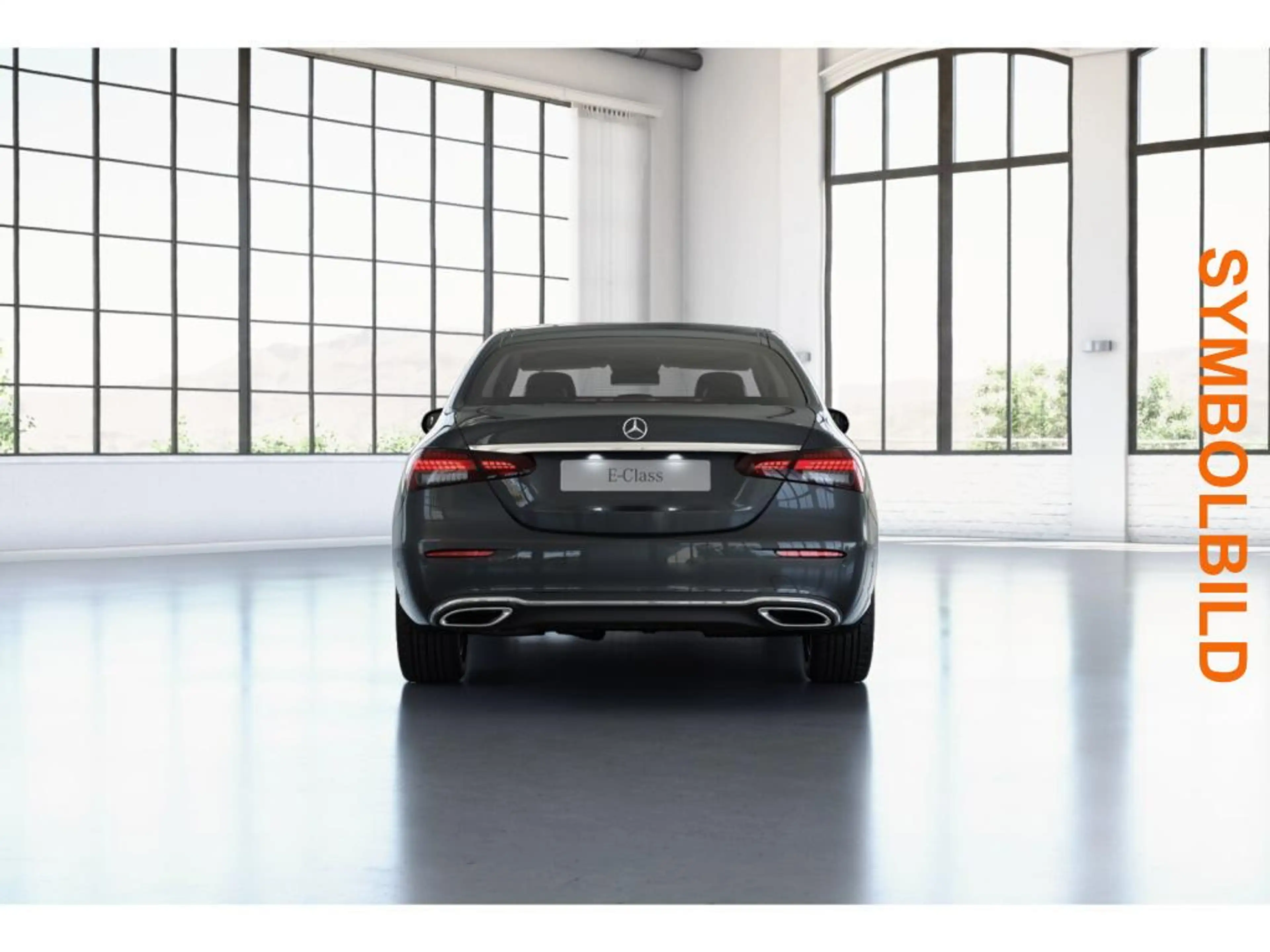 Mercedes-Benz E 220 d Limousine AMG Avantgarde MBUX Ambiente — photo 4