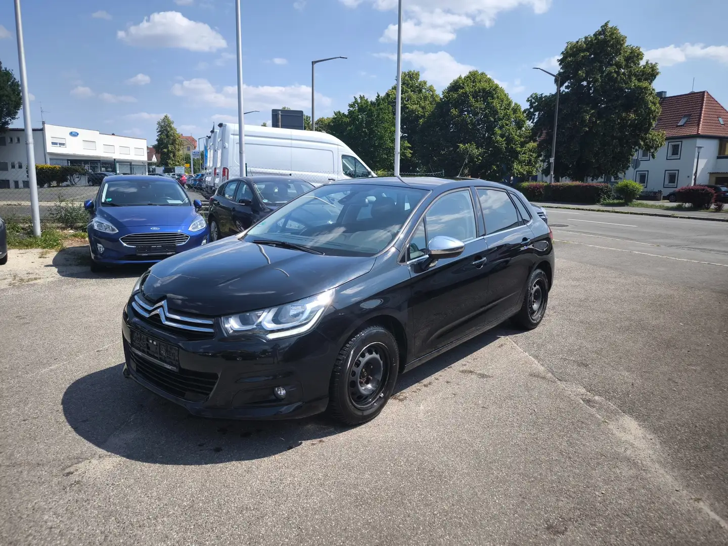 Citroen C4 Selection Schwarz - 1