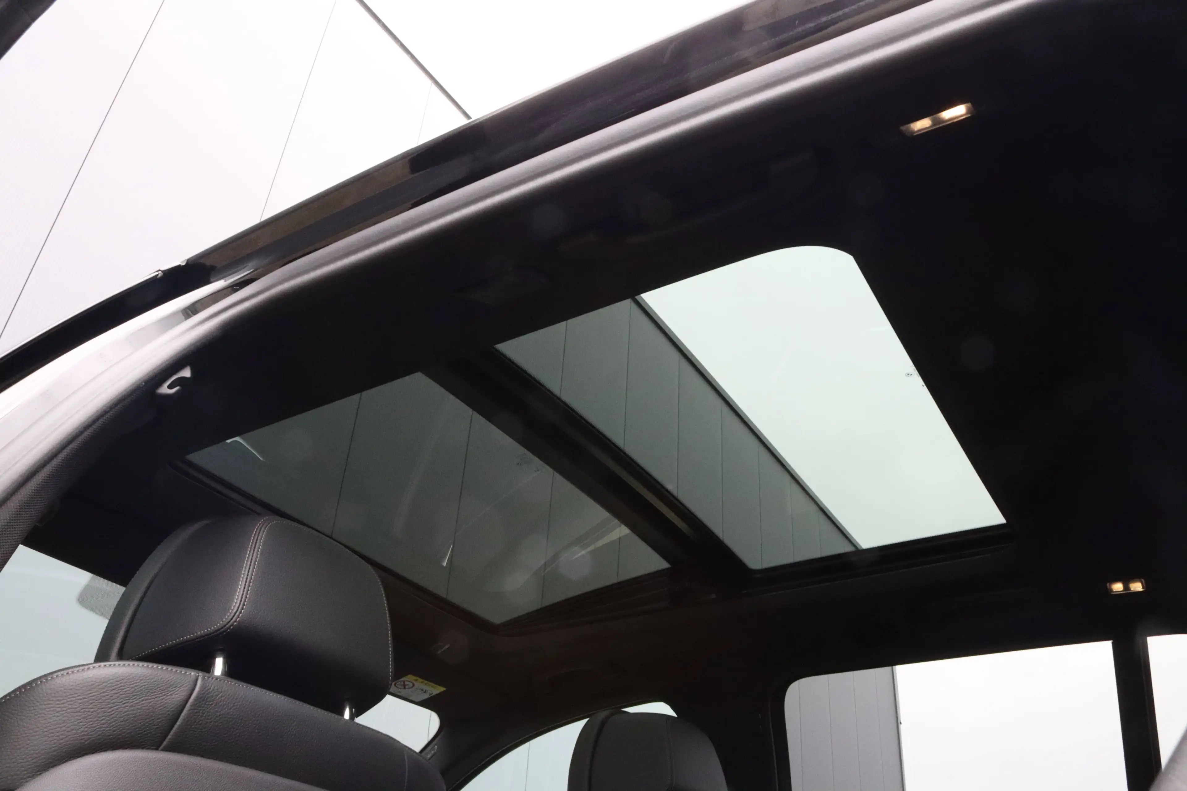 BMW 540 540i xDrive Pano Softclose Trekhaak Dealer onderhouden — photo 14