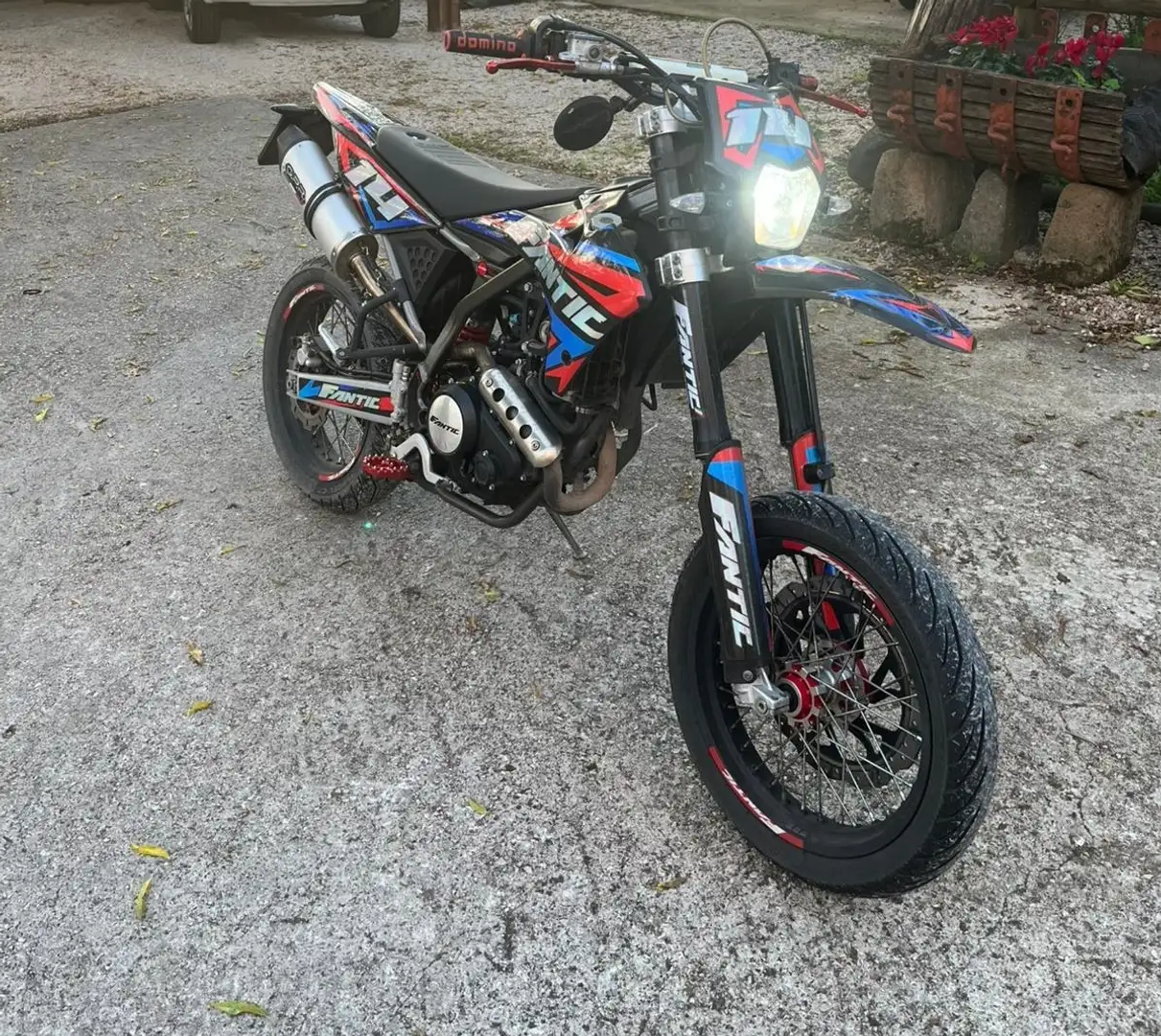 Fantic 125E Black - 1